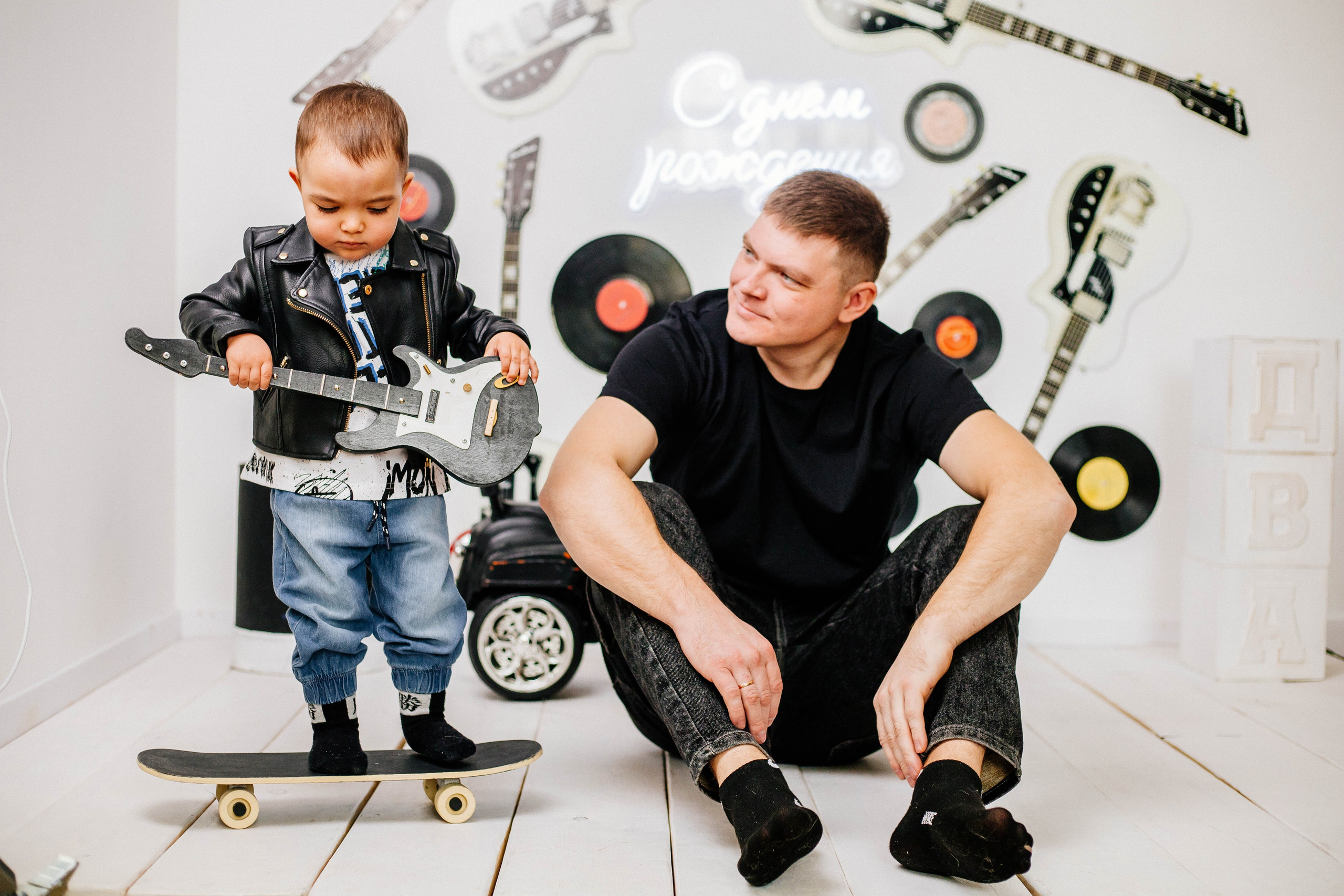 Лев с семьей. Рыжова Тамара