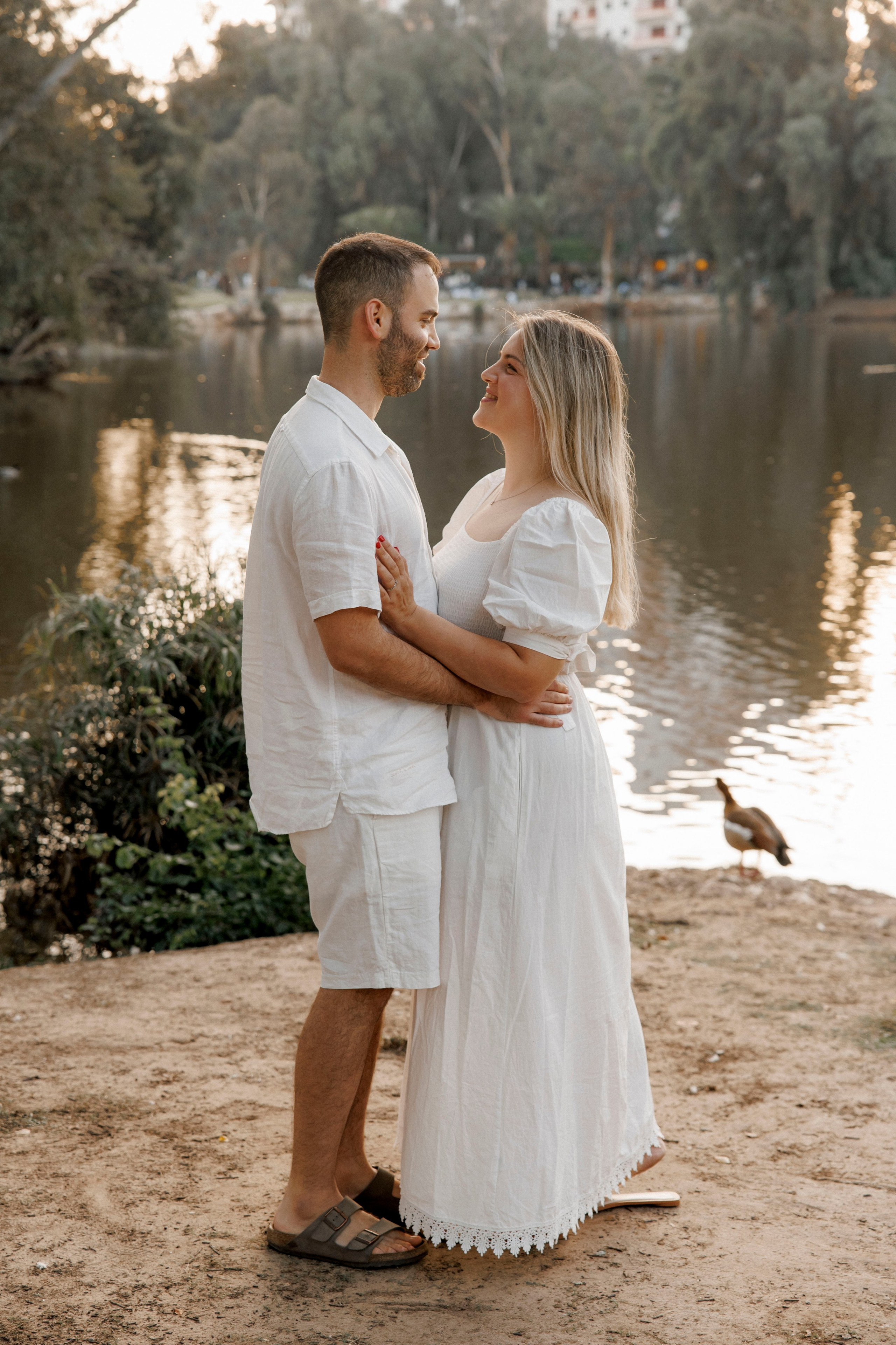 First year photoshoot inside the park (sunset). Wedding and family photographer
