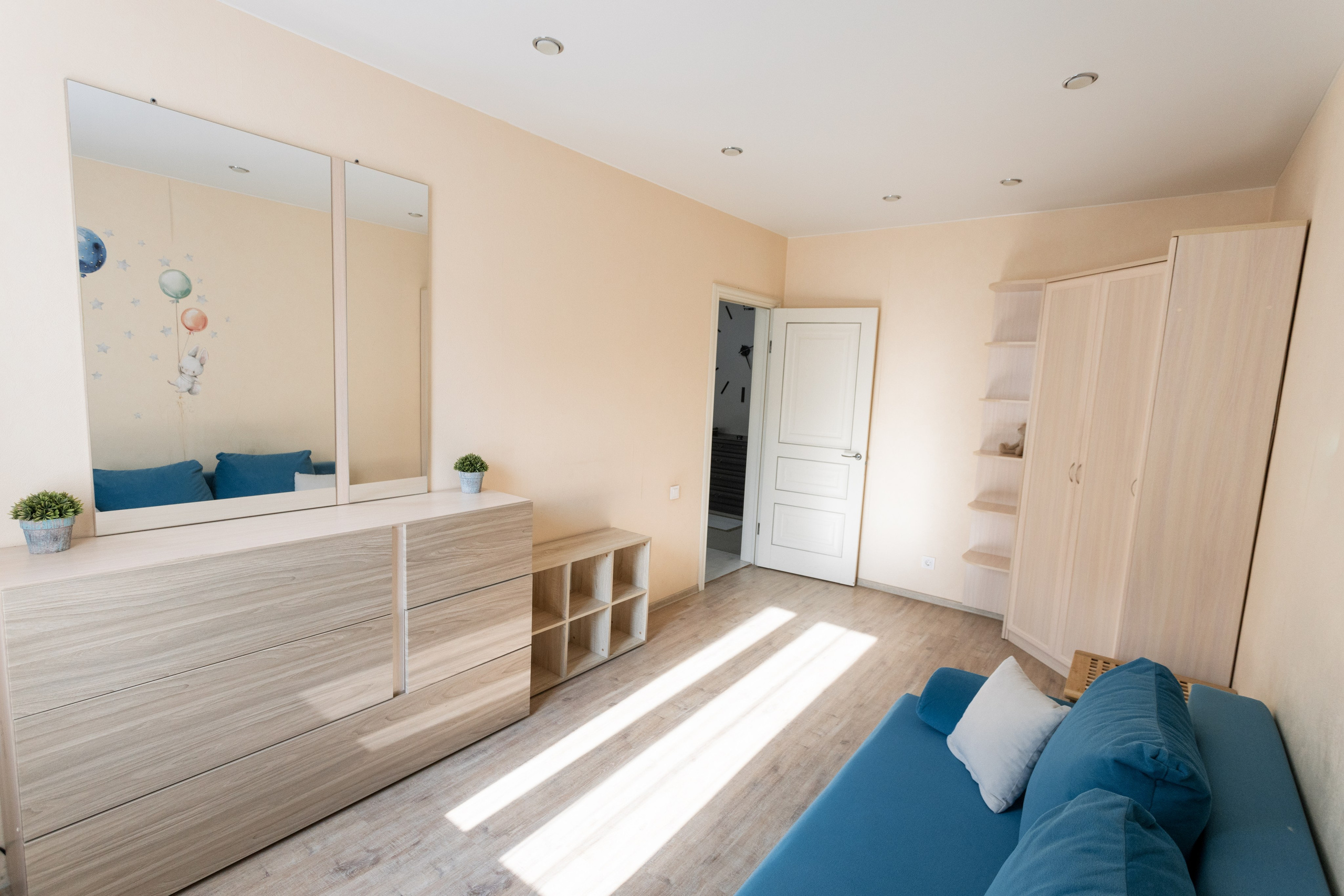 Трёхкомнатная персиковая. Репортажный фотограф Анастасия Головко