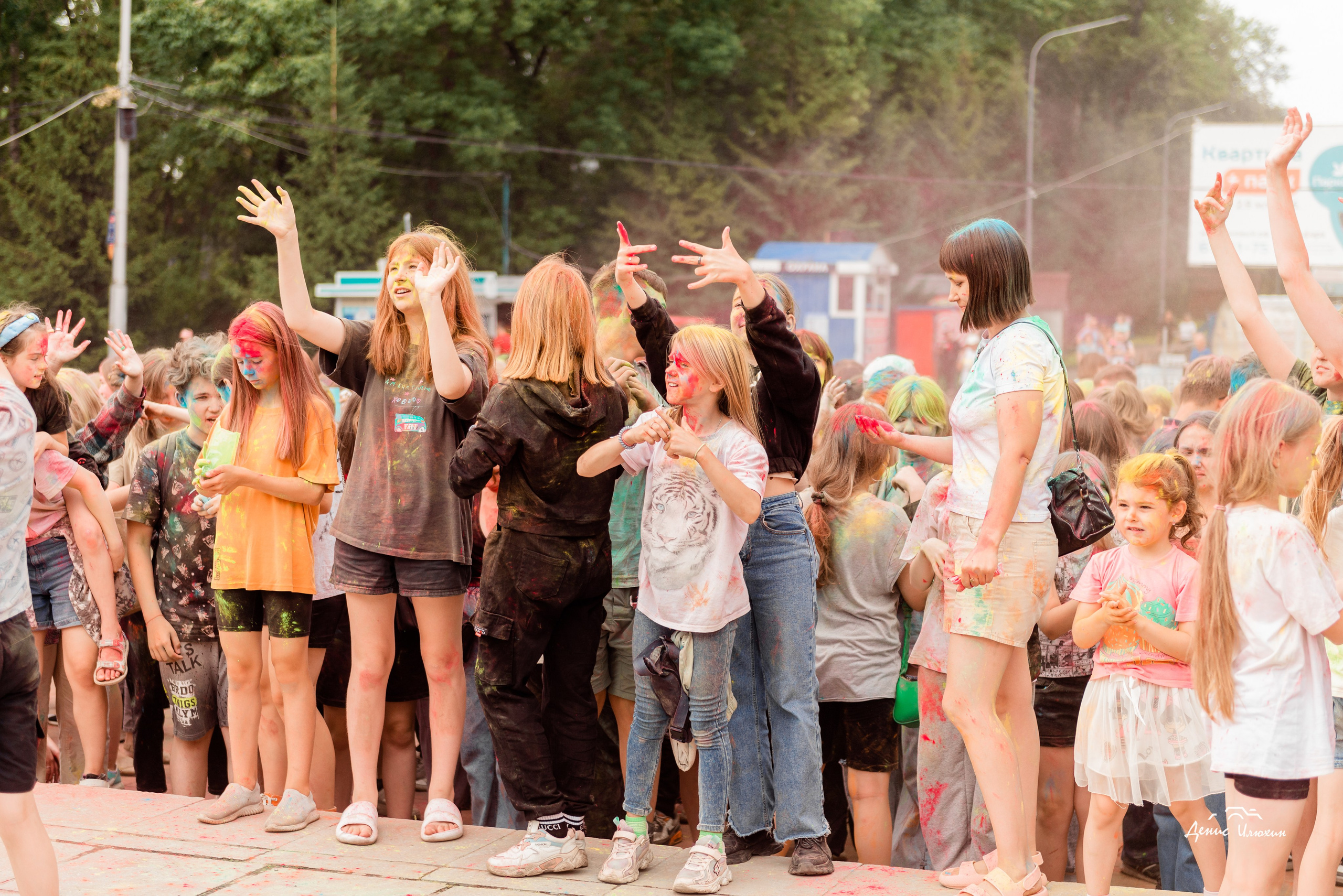 Краски Холи в Комсомольском Парке 2023. Детский фотограф, семейный фотограф и репортажи в Кемерово