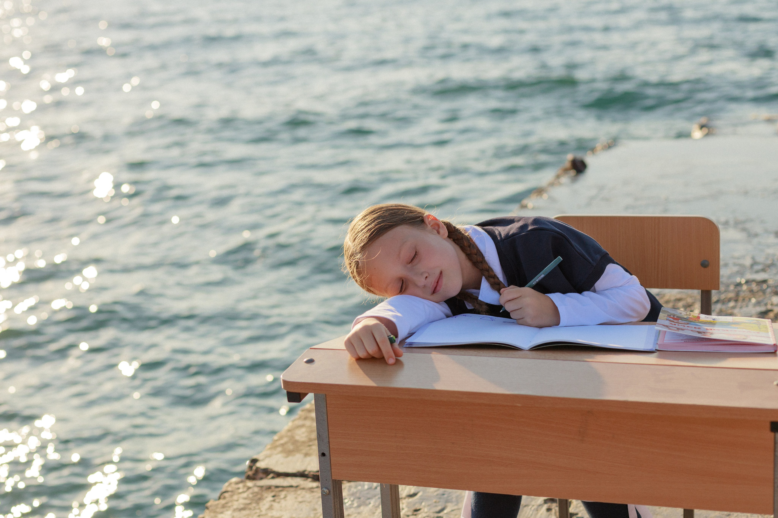 MJOLK. Школьная коллекция 2024. Римма Зайцева контент для брендов