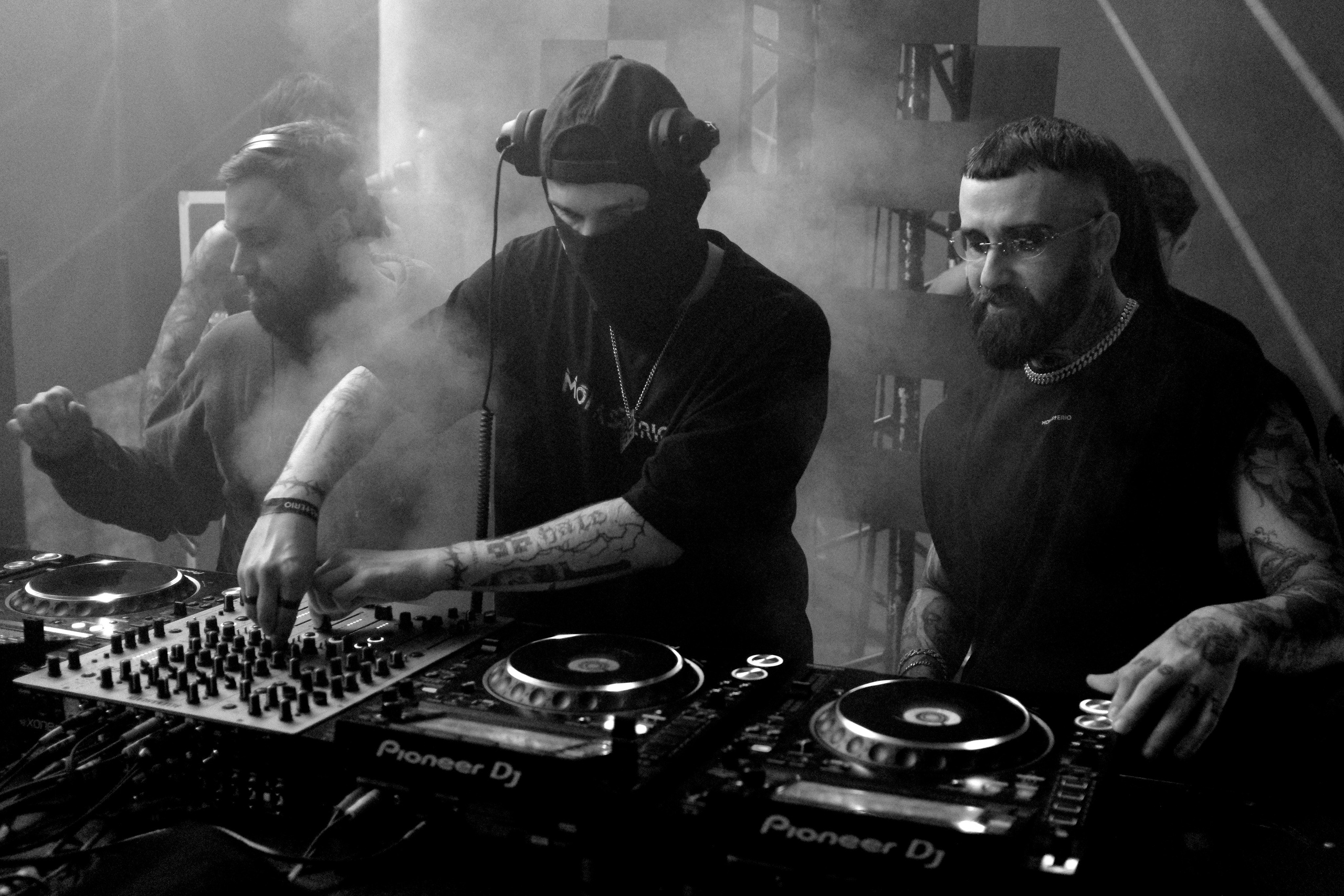 Monasterio. Санкт-Петербург. 8/11/2025. Репортажный фотограф в Санкт-Петербурге Даниил Могута