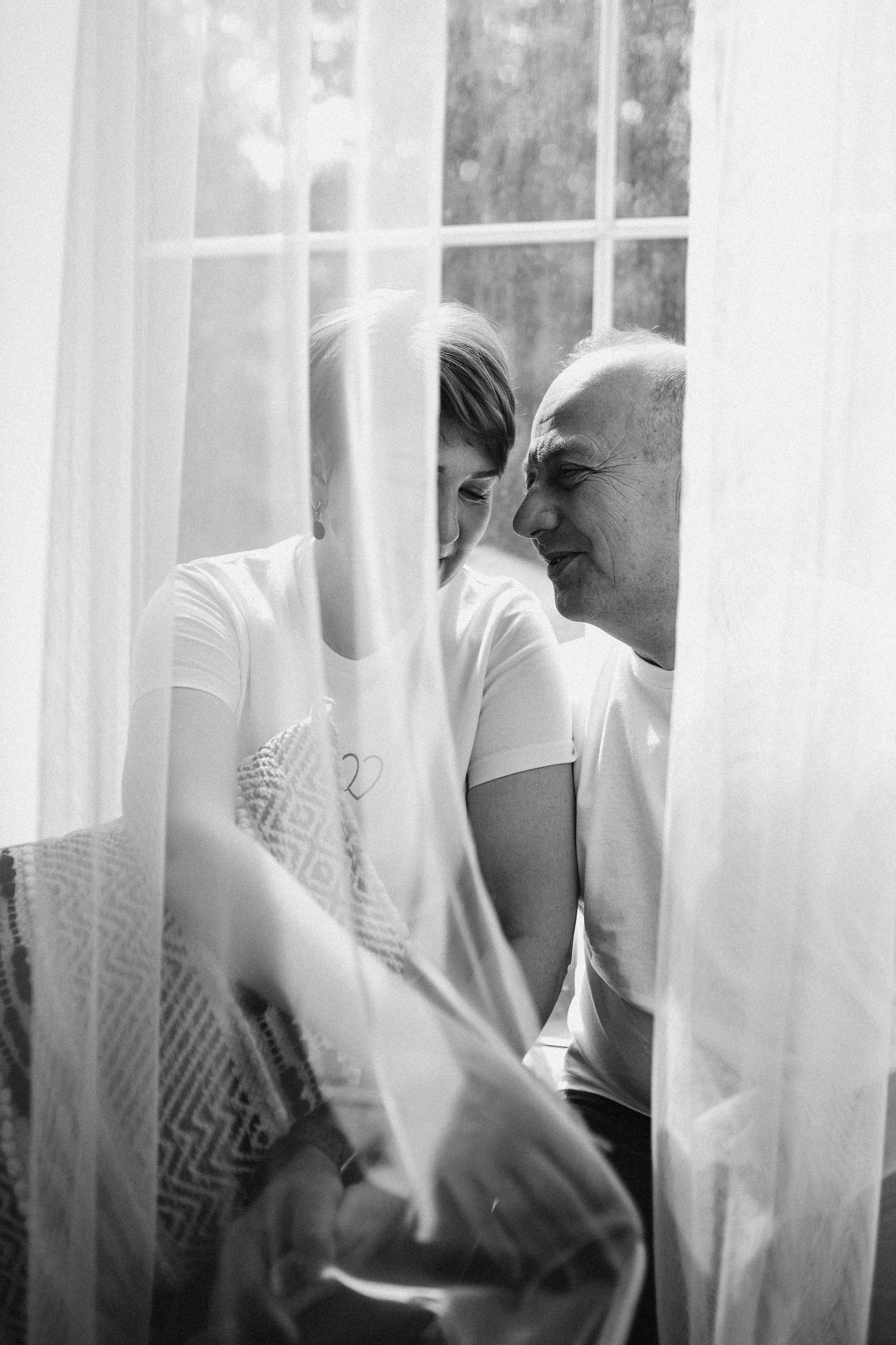 ЧБ. Фотограф в Жезказгане. Графический дизайнер