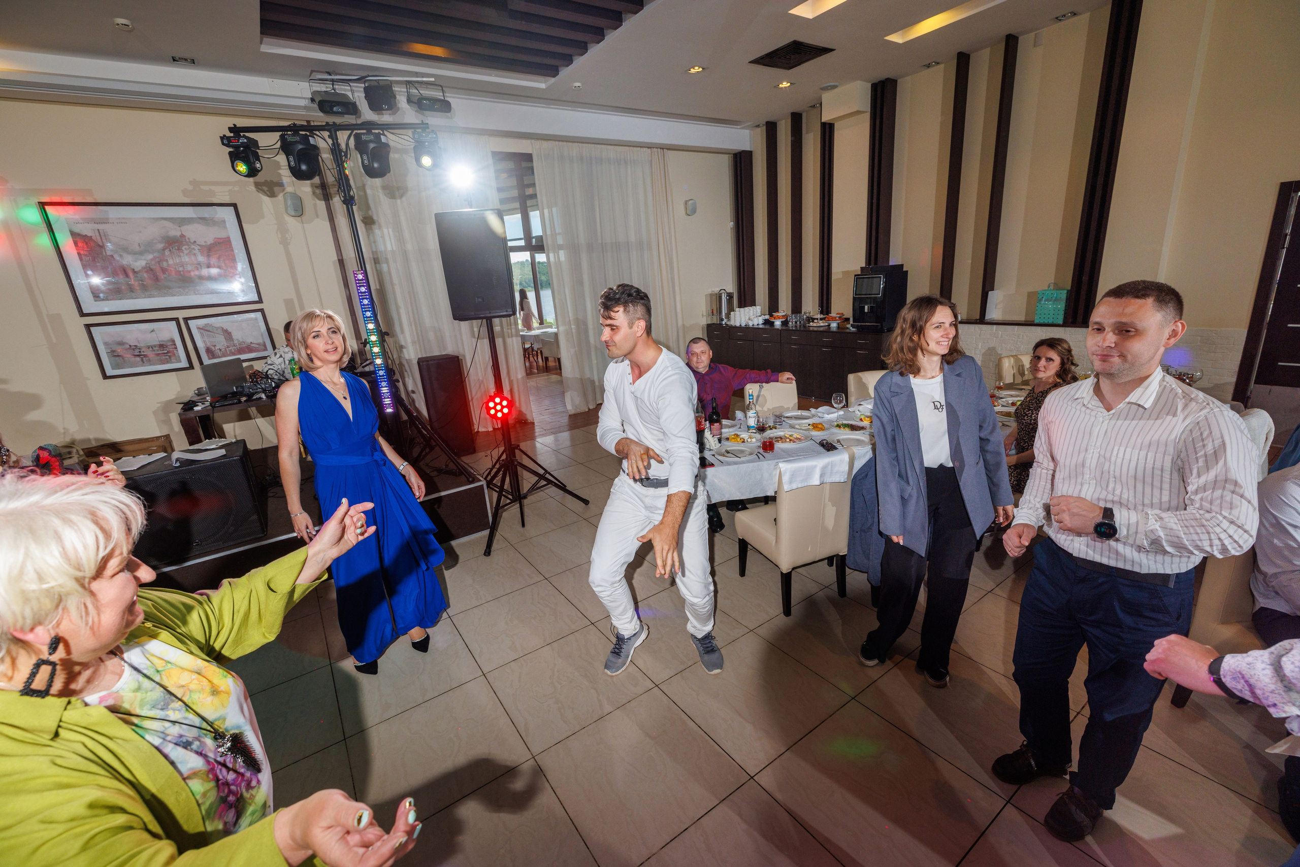 Выпускной 2025 Шк 10. Коммерческий фотограф Андрей Тремасов