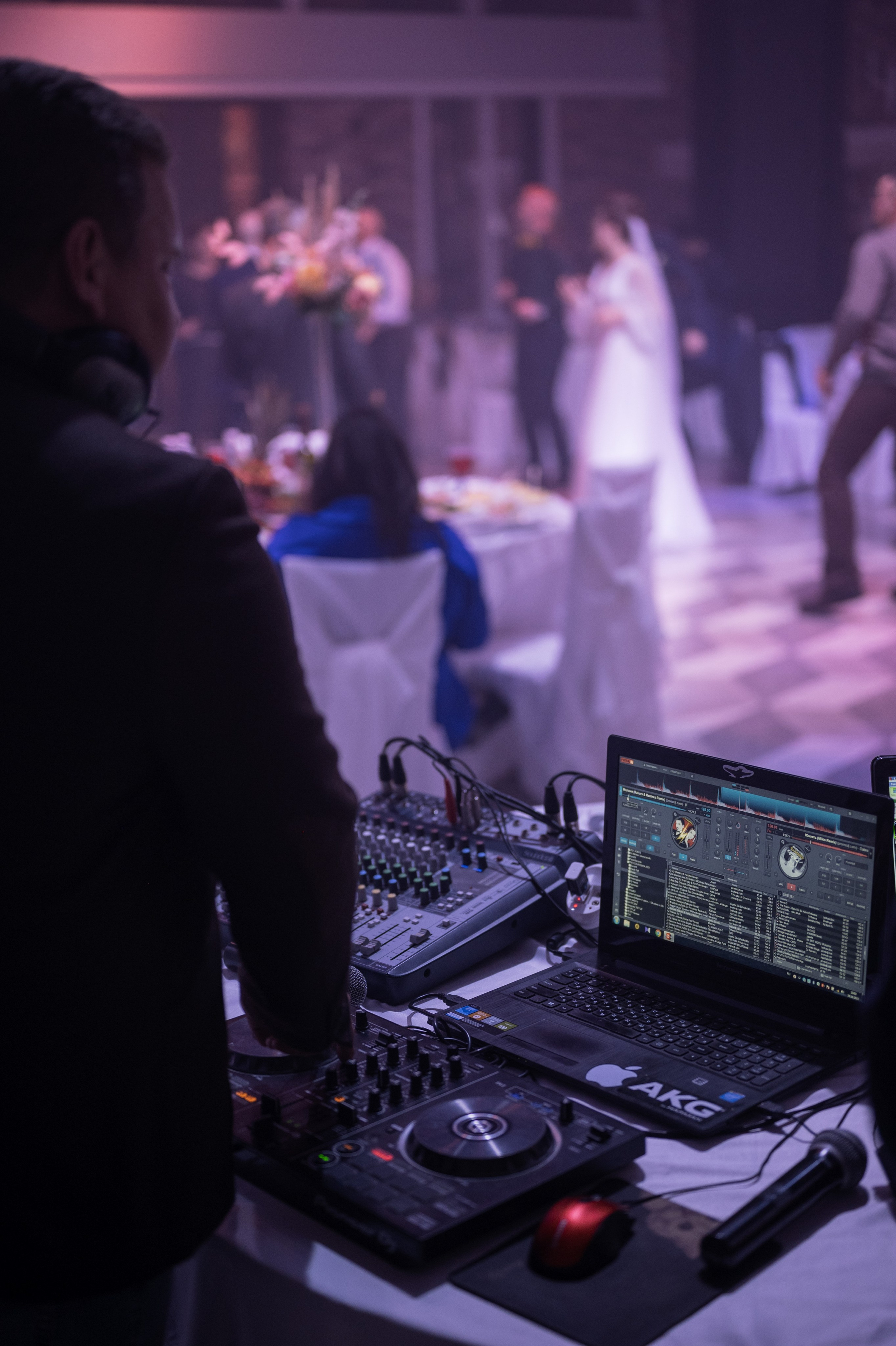 Вячеслав и Екатерина / банкетный зал Savory House. Свадебный фотограф Йошкар-Ола Казань