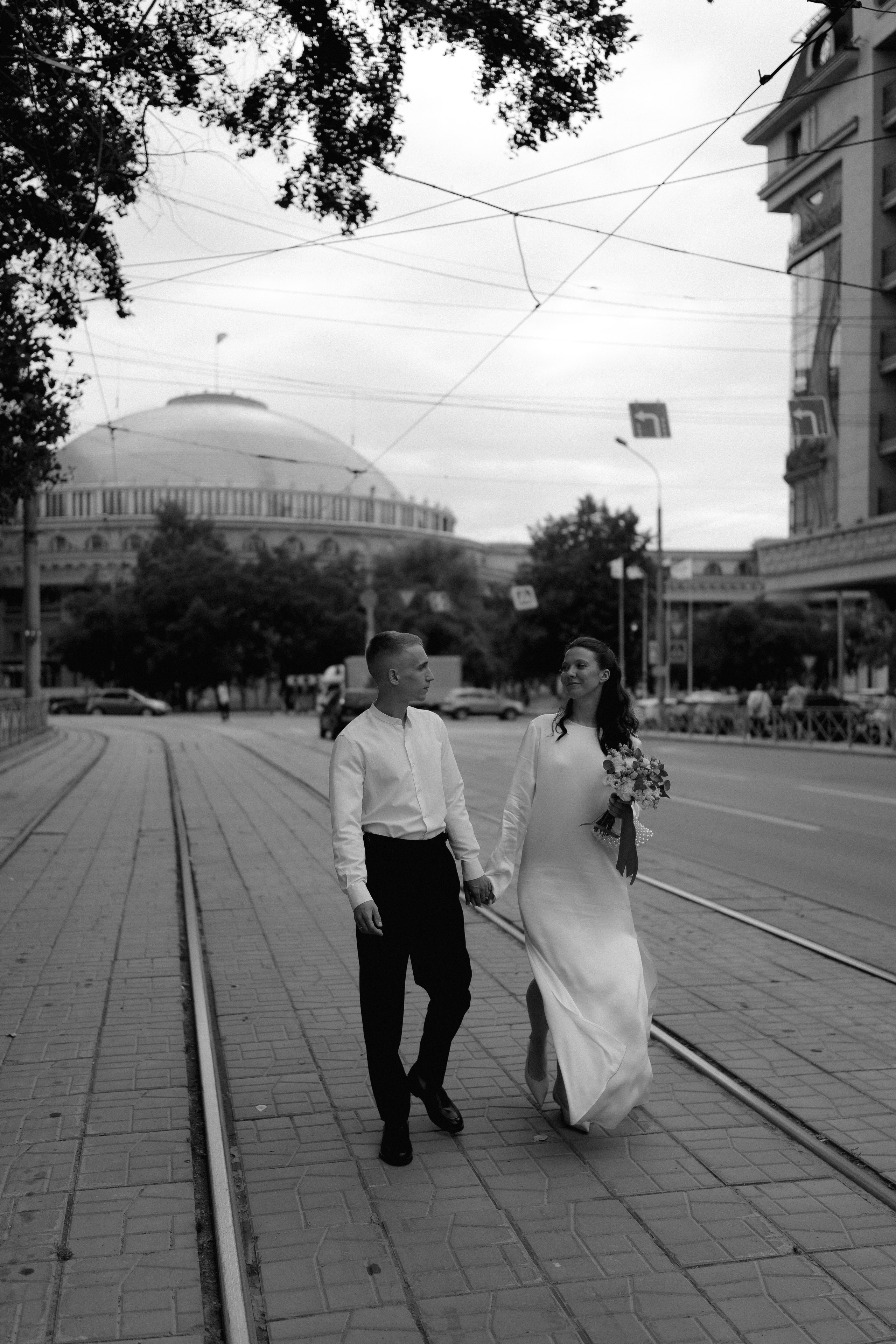 Никита и Аня в городе. Семейный, портретный фотограф Новосибирск. Оля Адова