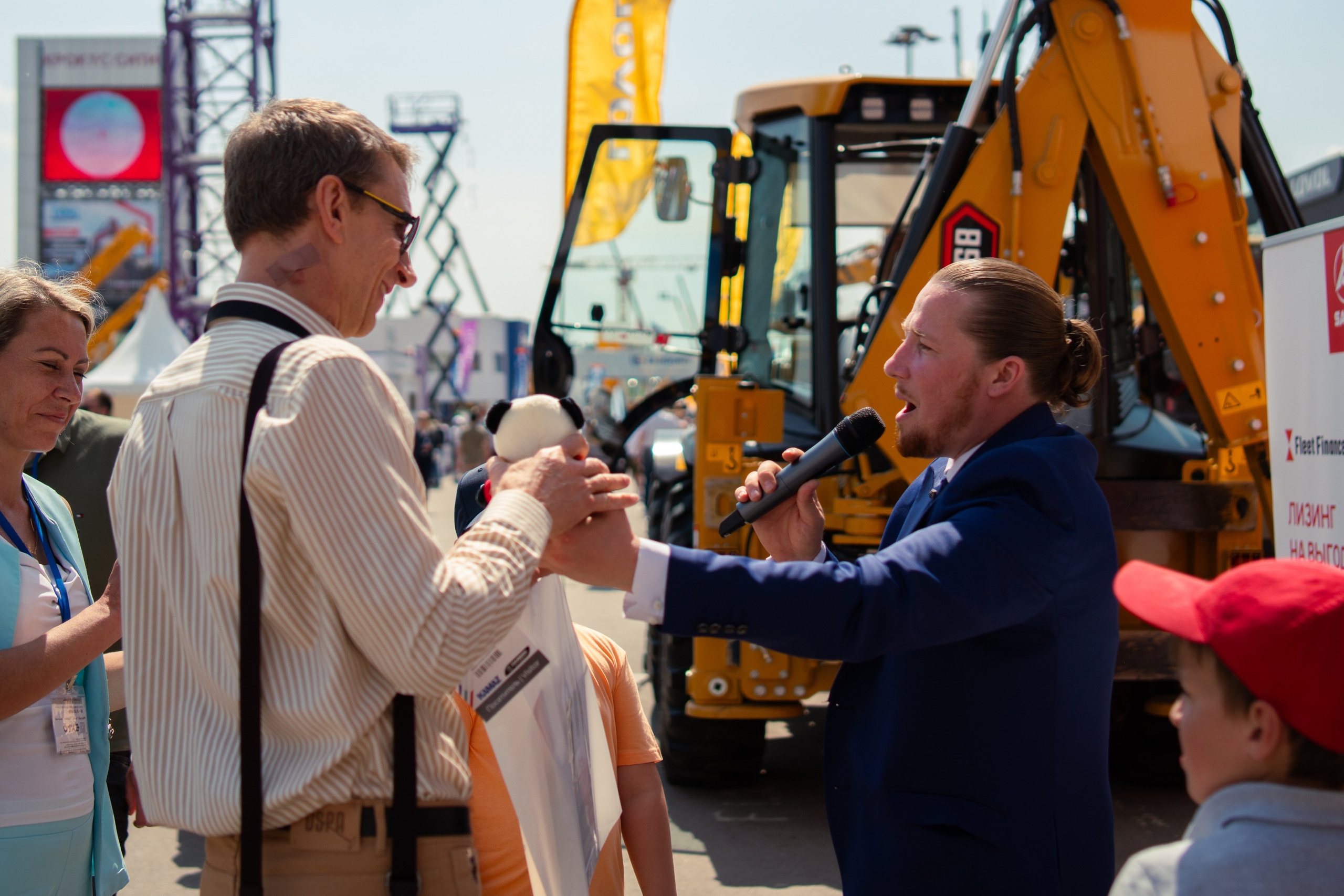 СТТ Expo 24-я международная выставка строительной техники и технологий в России. Фотограф / видеограф в Москве и Сочи Sofia Riversong