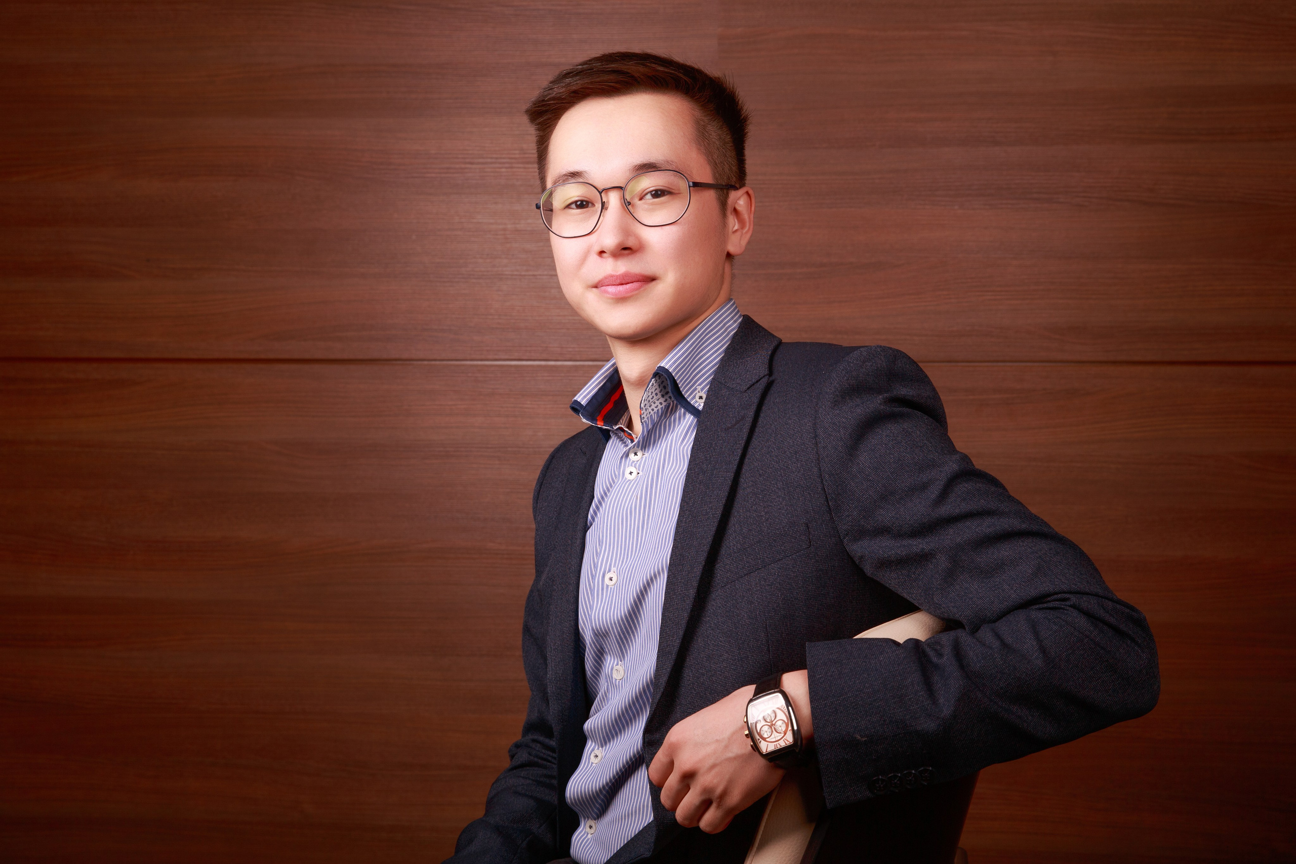 Бизнес-портрет в Москве — профессиональная фотосъёмка для вашего имиджа. Фотограф в Москве Владимир Осиченко — портреты, мероприятия, репортажи