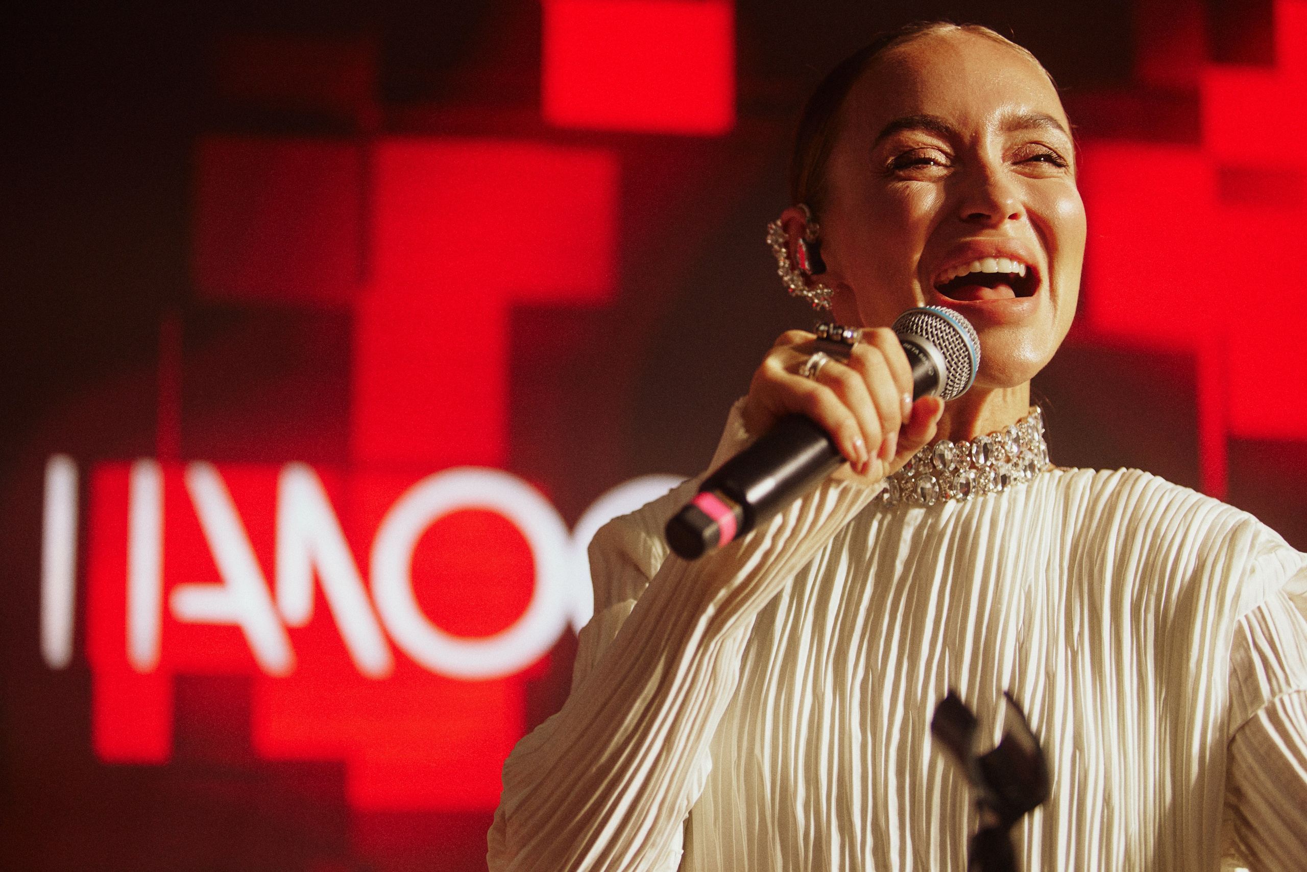 RED LINES. Дмитрий Мазуркевич: Профессиональный Репортажный Фотограф