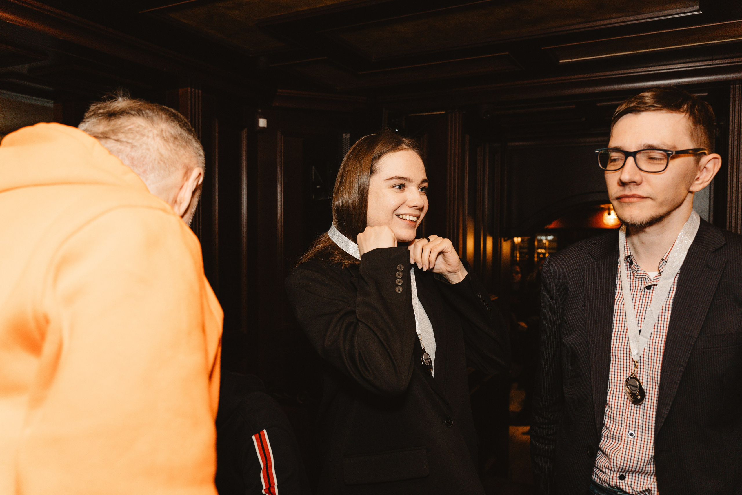 Intellectual games. Я занимаюсь событийной, свадебной, товарной, студийной… фотографией