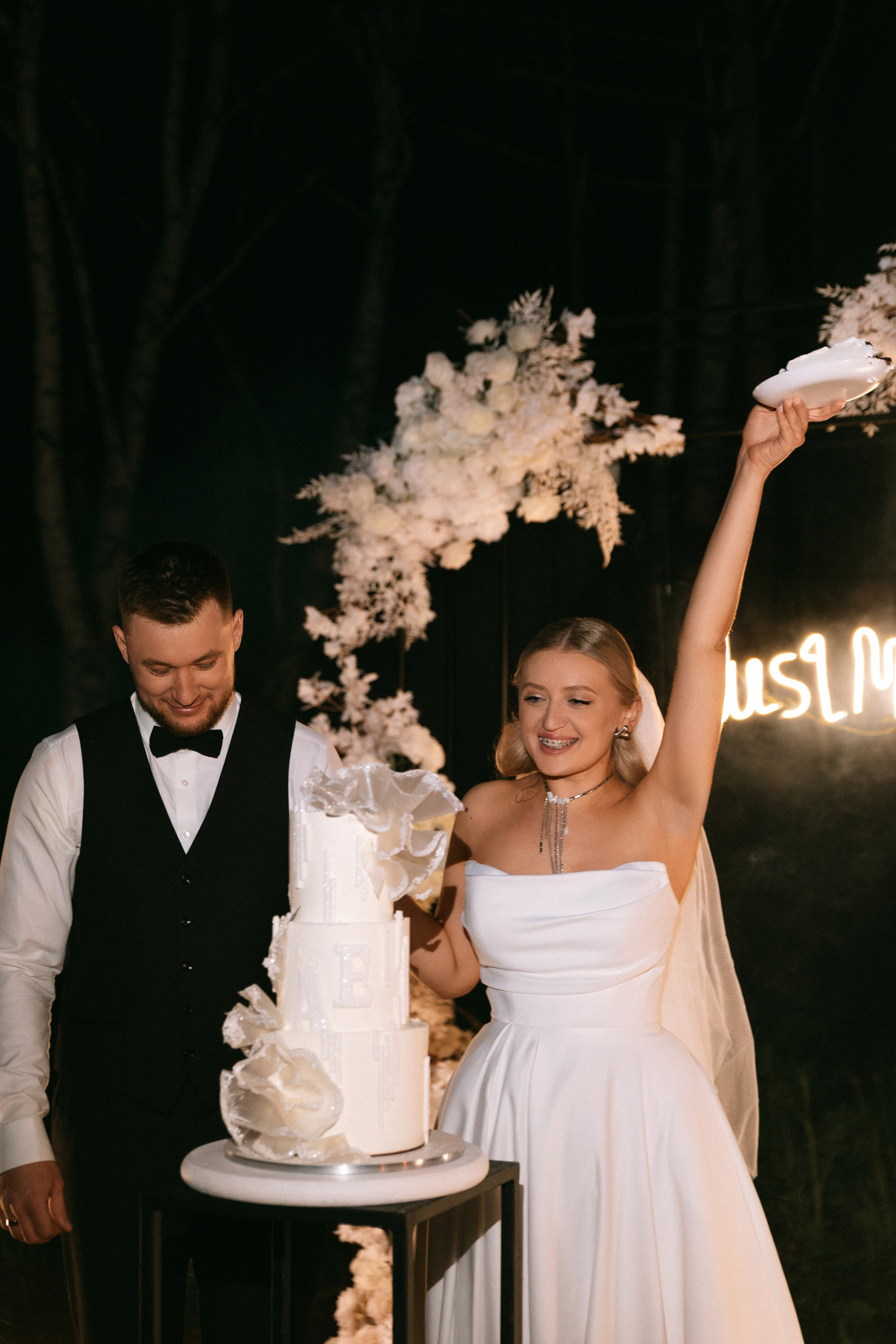 Влюбленные взгляды. Свадебный фотограф Кемерово Томск Новосибирск