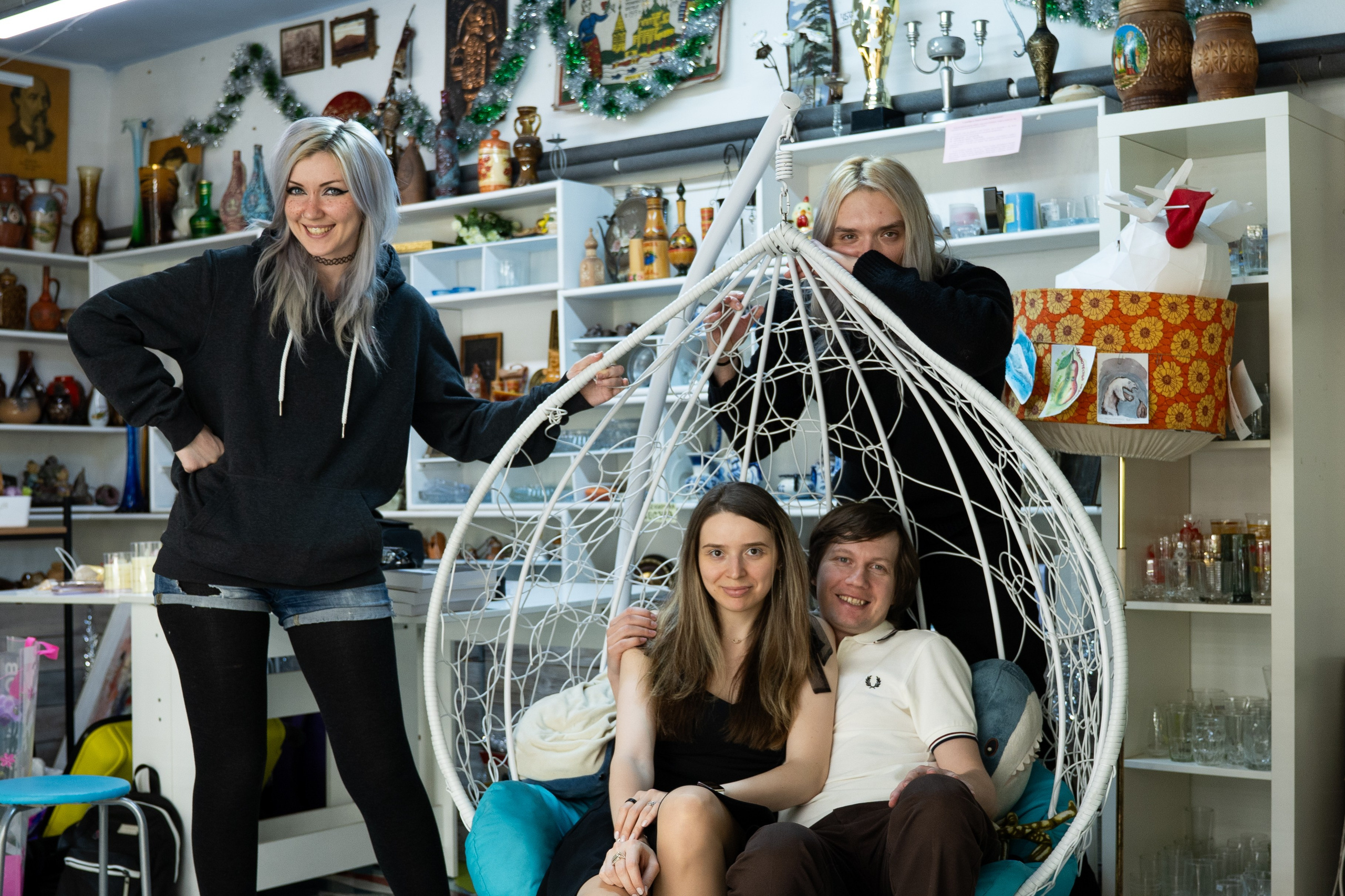 Музыкально-поэтический перфоманс на некорпоративе «Мы больше этой суеты». Репортажный фотограф в Москве Legiodot