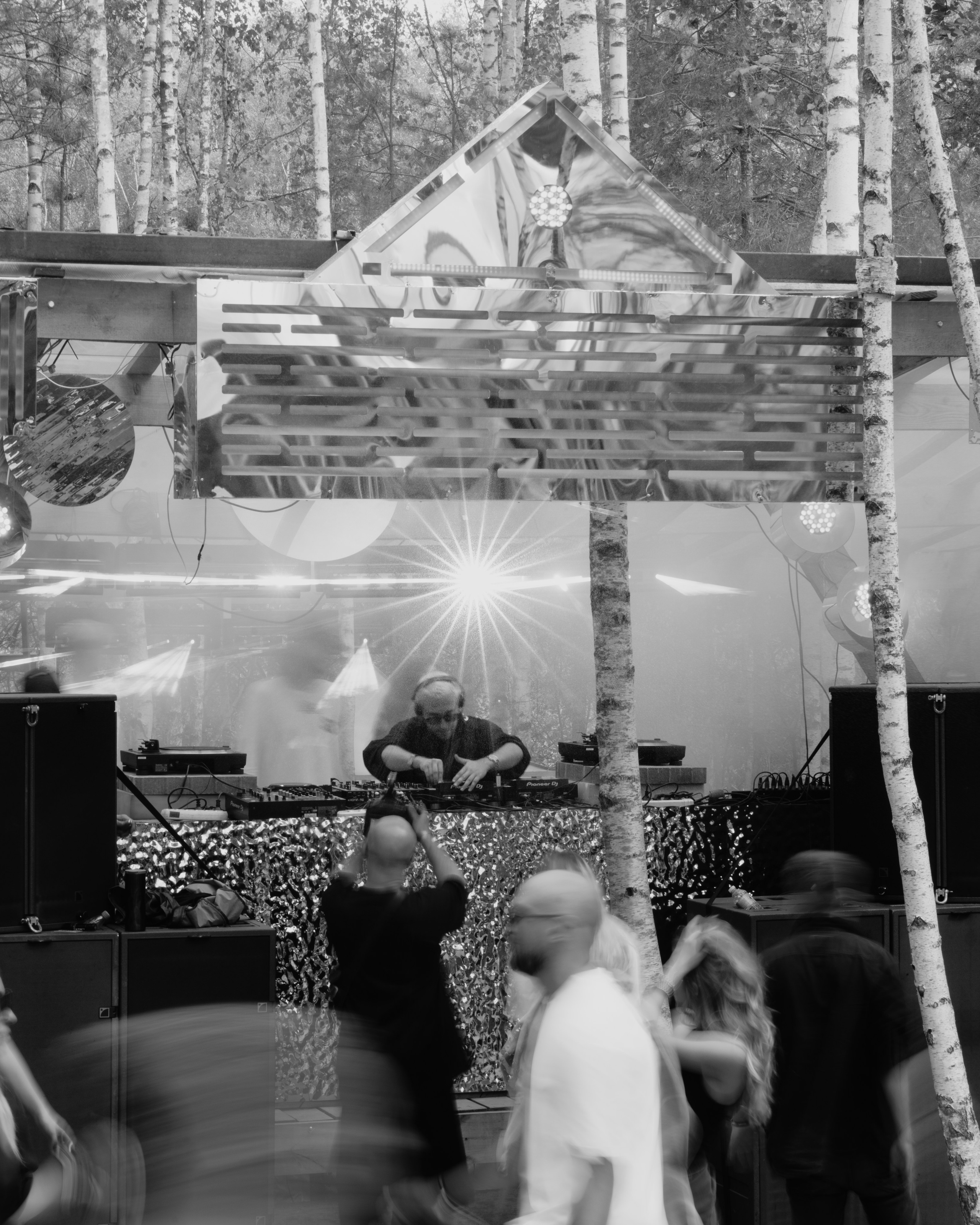 Signal 2024. @tomrus: Рустам Шагиморданов — фотограф