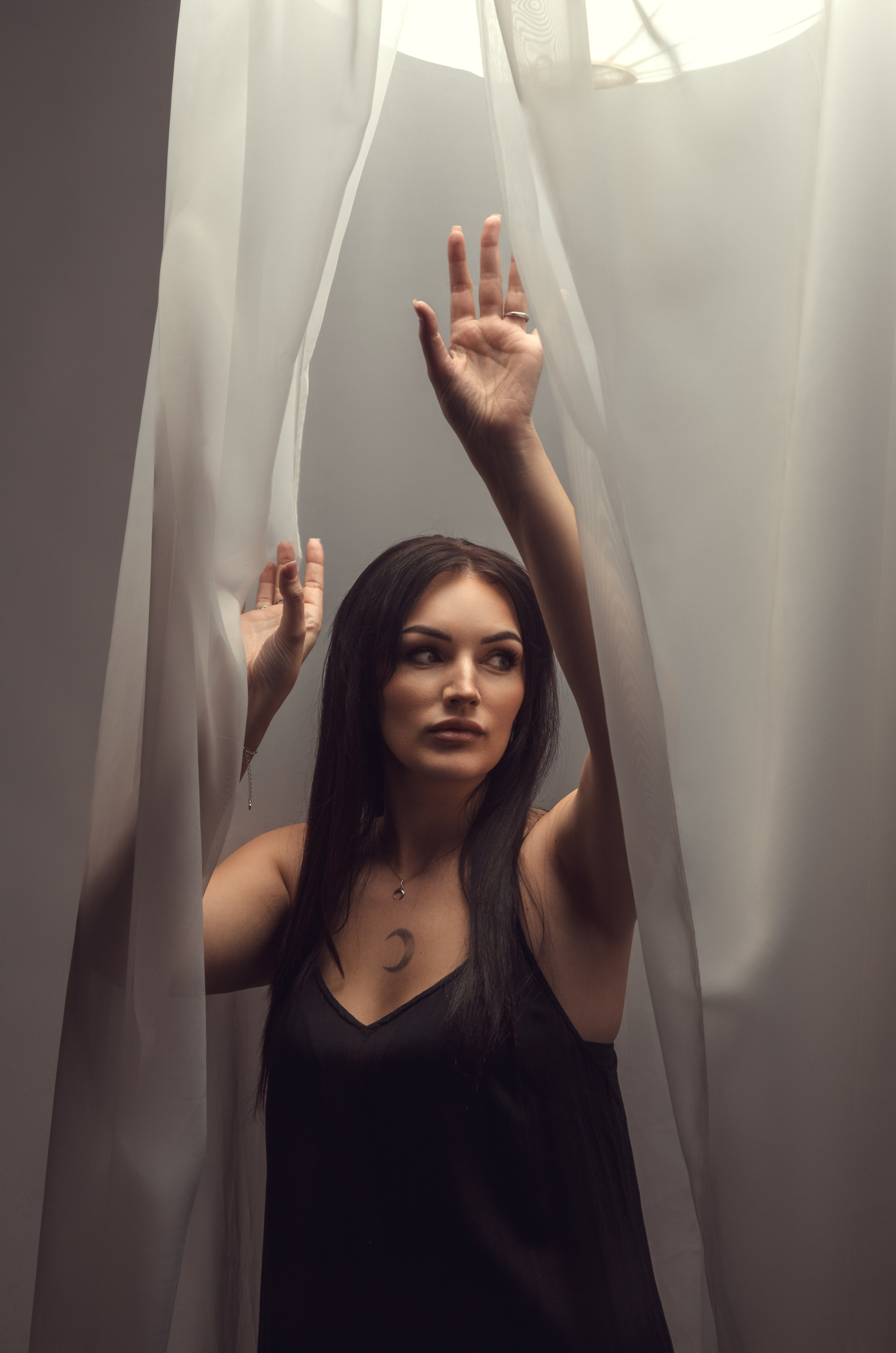 Съемки в студии. Индивидуальные, семейные, студийные съемки в Серпухове и за пределами