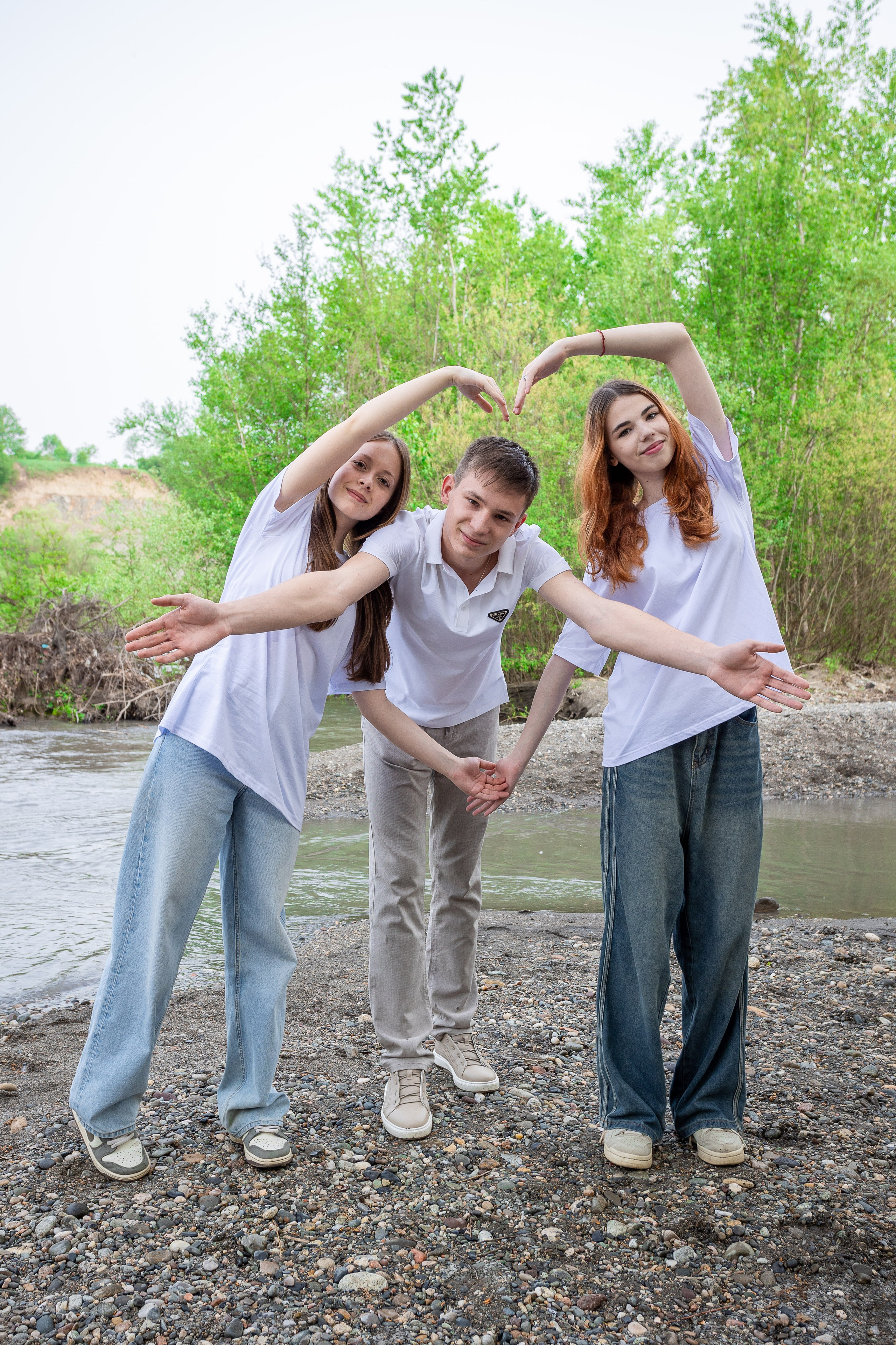 Уличная фотосессия на выпускной альбом. Выпускные альбомы Майкоп, Краснодар Елена Золотарева
