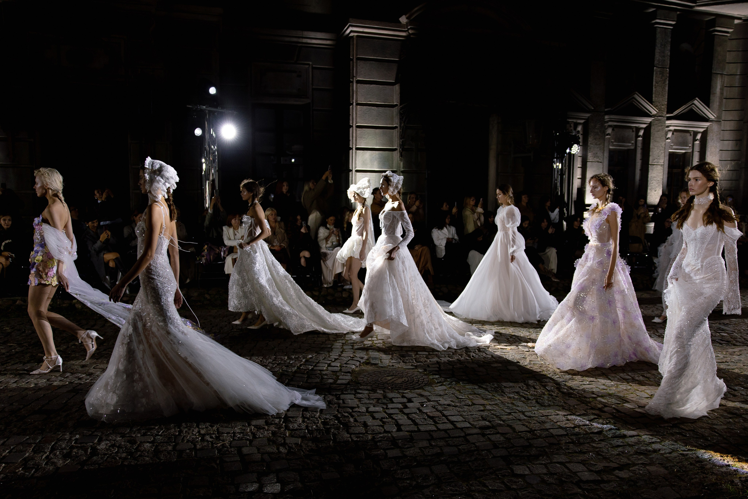 Rara Avis Fashion Show 2025. Свадебный фотограф Москва и Санкт-Петерург Артем Мамонов