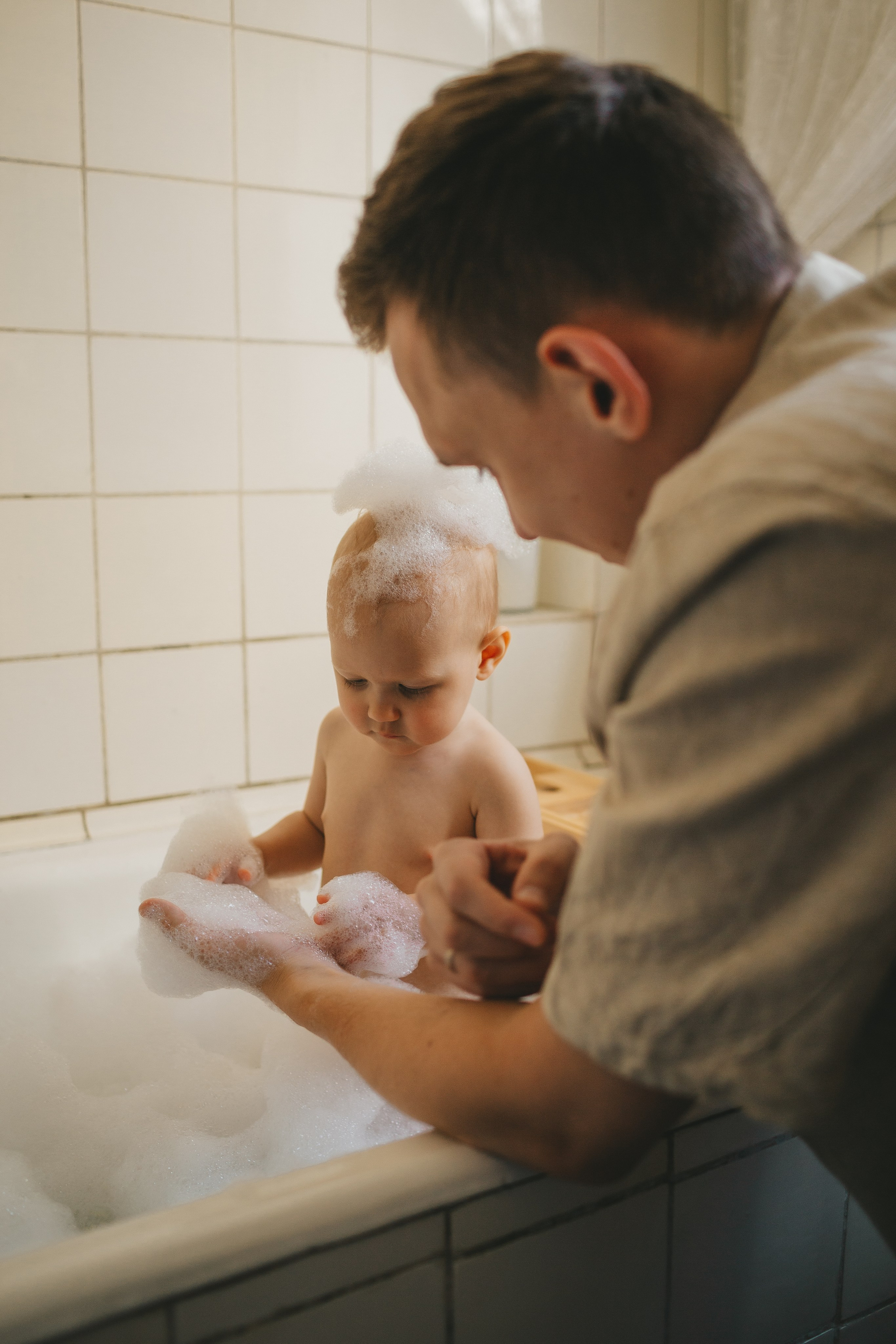 Стас, Даша и Ева (купание в ванной). Семейный и детский фотограф и видеограф в Москве, Дрокина Наталья