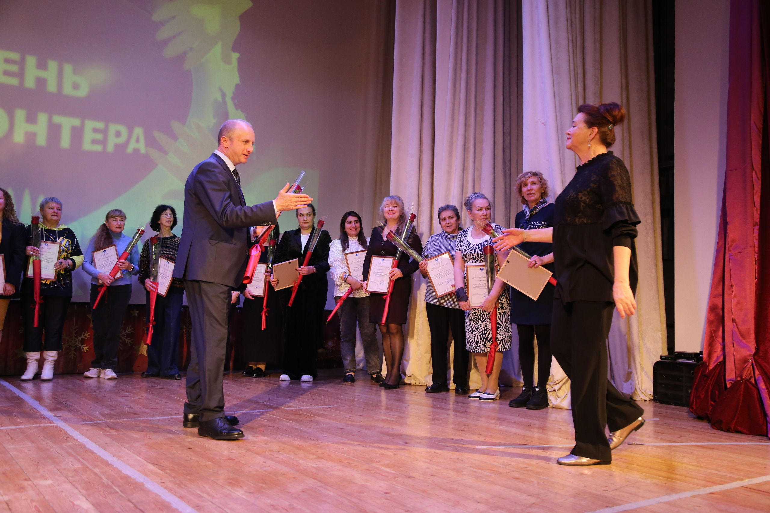 День Волонтёра. Жизнь курорта Кабардинка в фотографиях