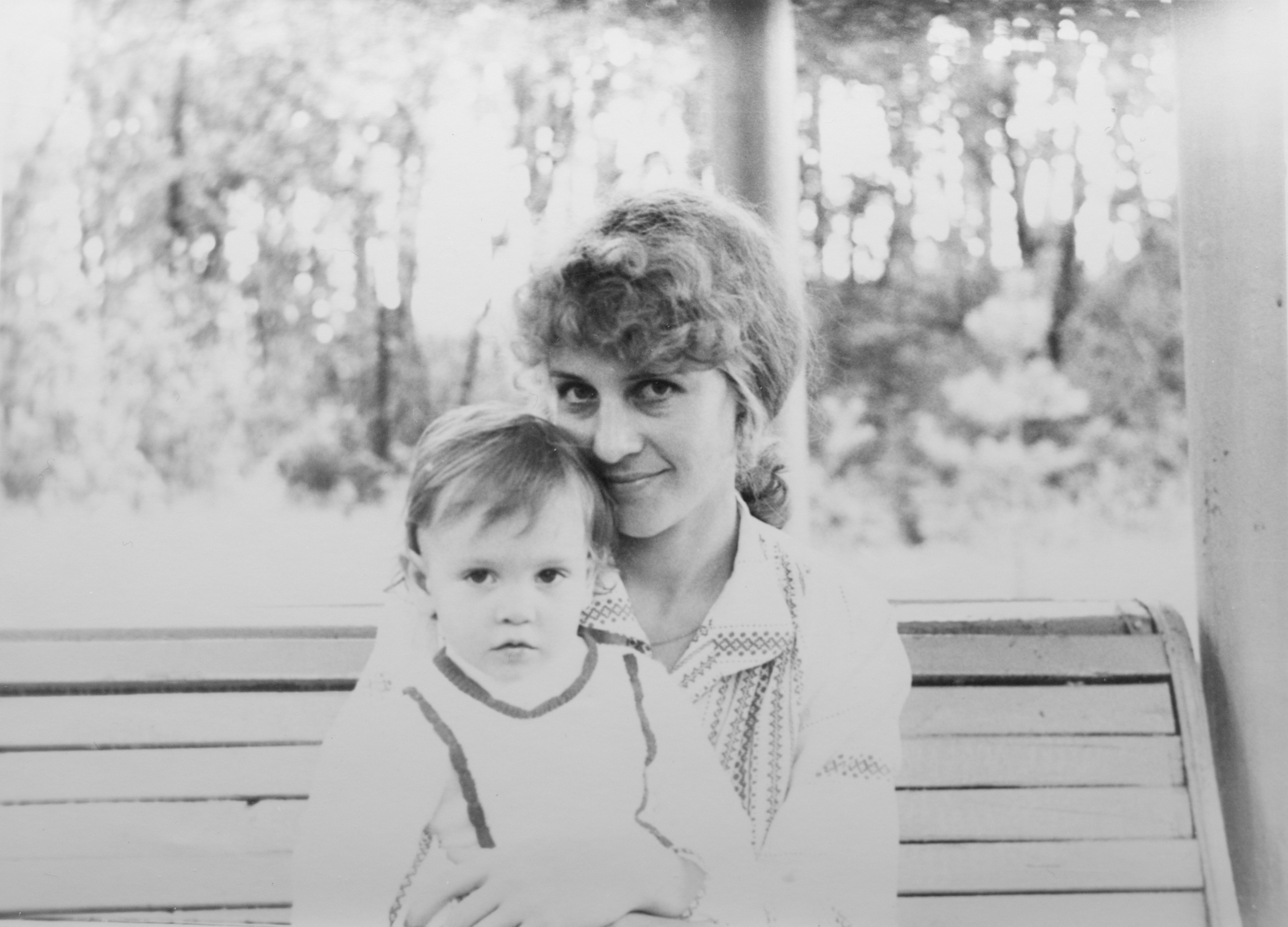 Личные фото. Школьные выпускные альбомы в Москве Марина Николаева