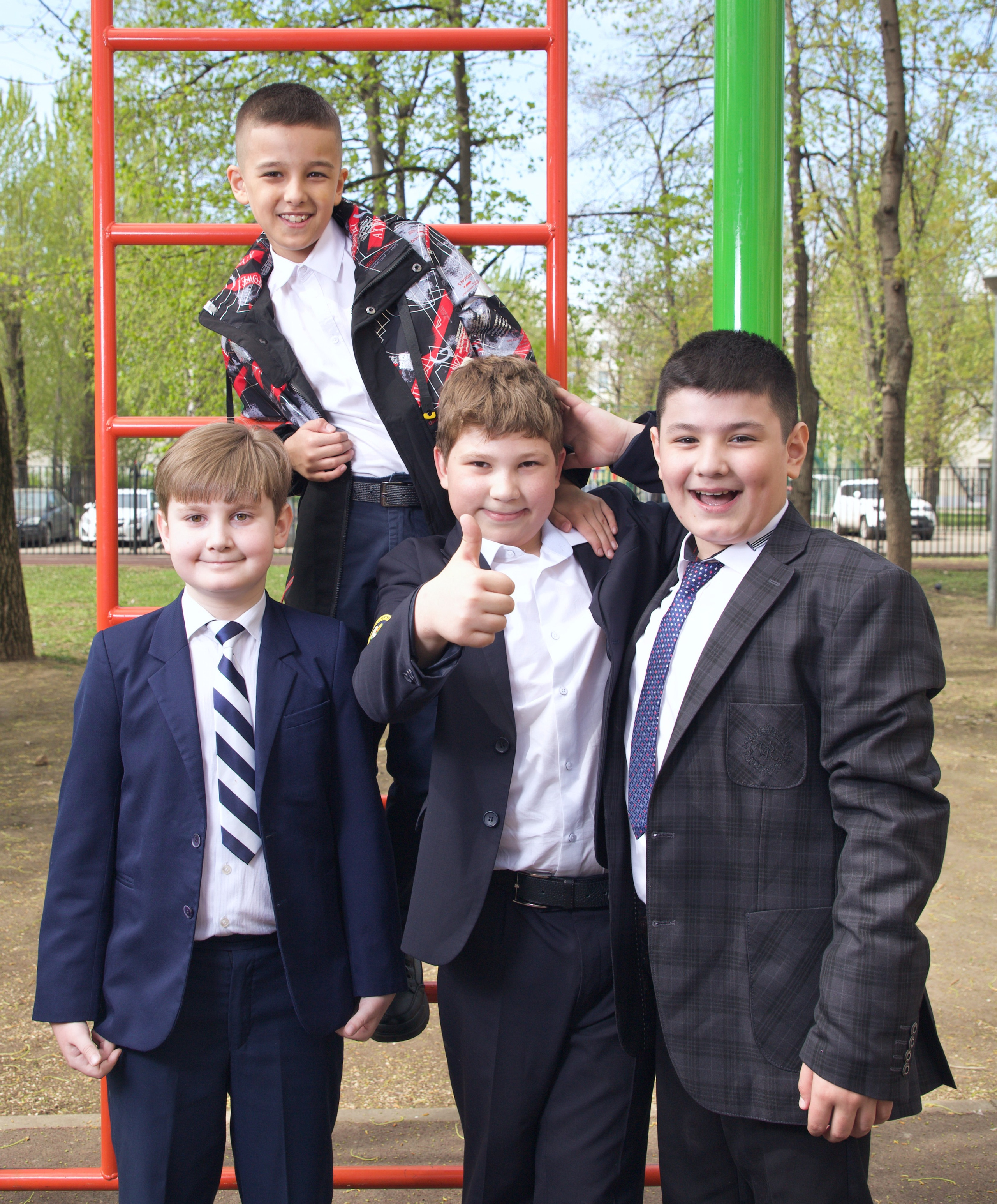 4 класс. Групповые фото. Школьные выпускные альбомы в Москве Марина Николаева