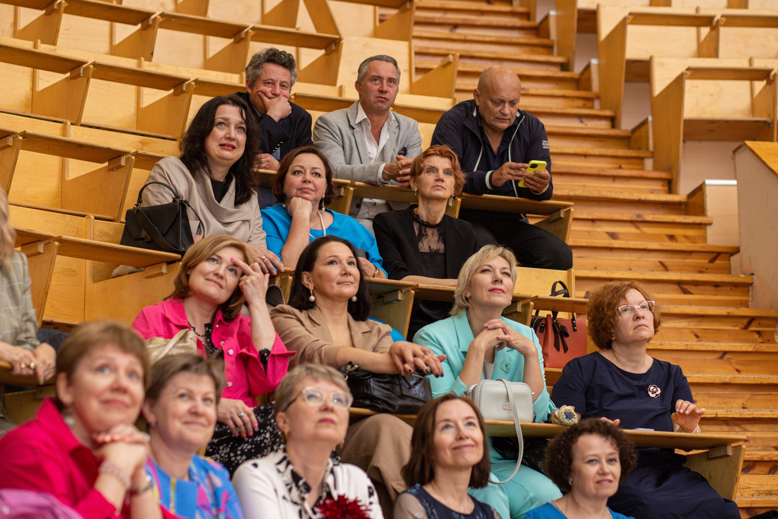 Встреча выпускников. Стоматологи СПб. Семейный фотограф в Вышнем Волочке — Ульяна Иванова | Фотосессии для всей семьи