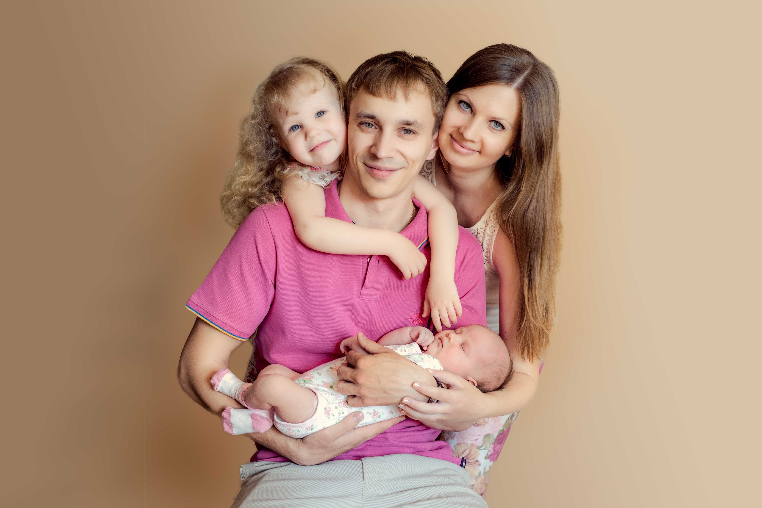 фотосессия семьи дома в Екатеринбурге