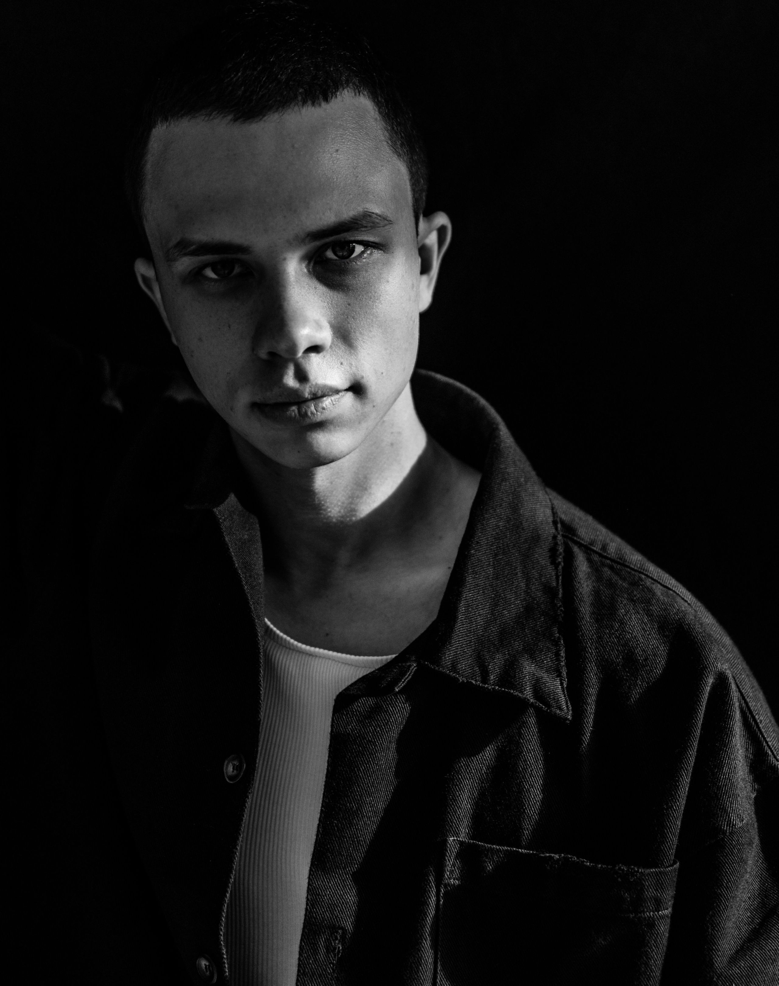 Мужские портреты. Портфолио фотографа Евгении Безрук. Мужской фотограф Евгения Безрук в Москве