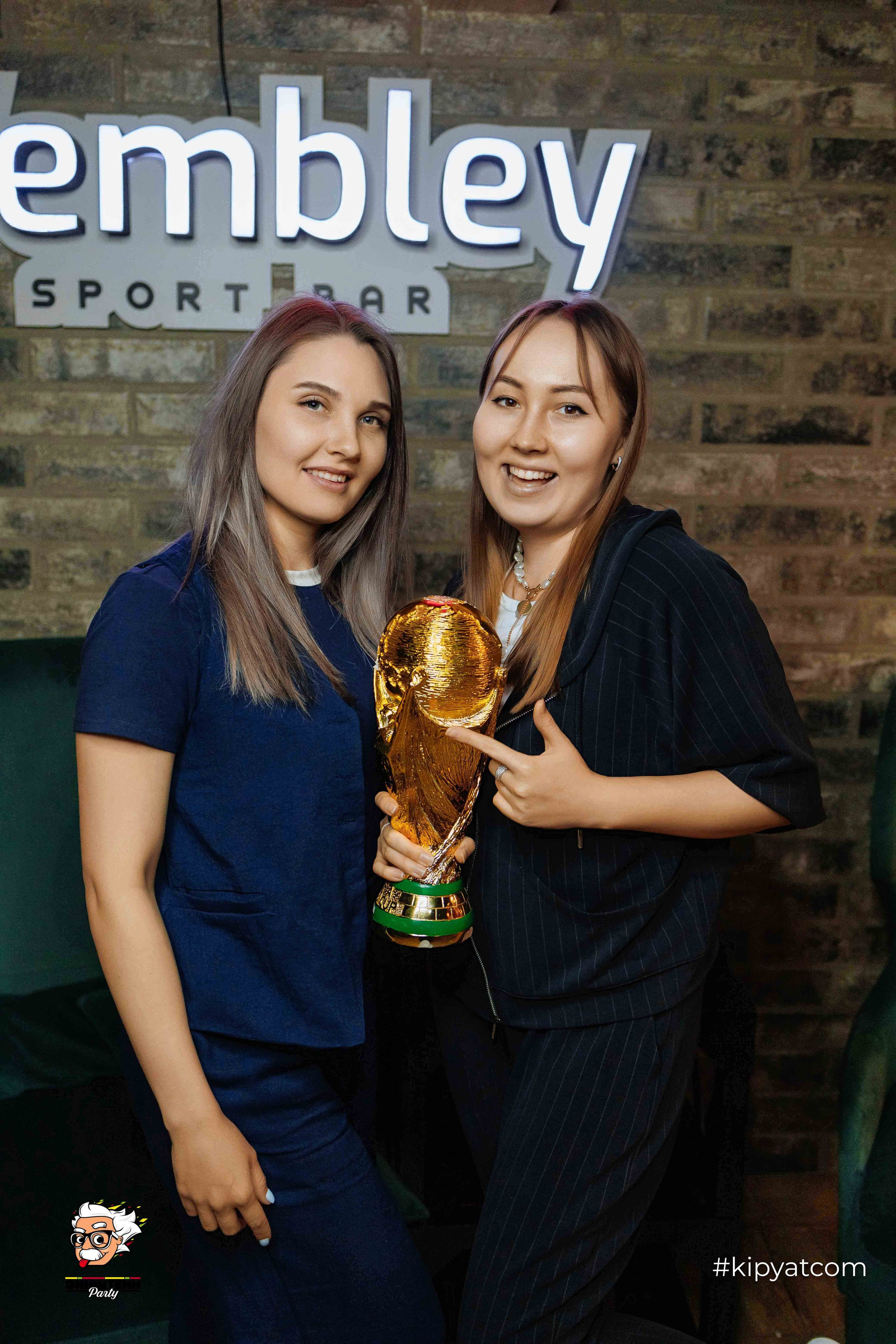 Эйнштейн Party