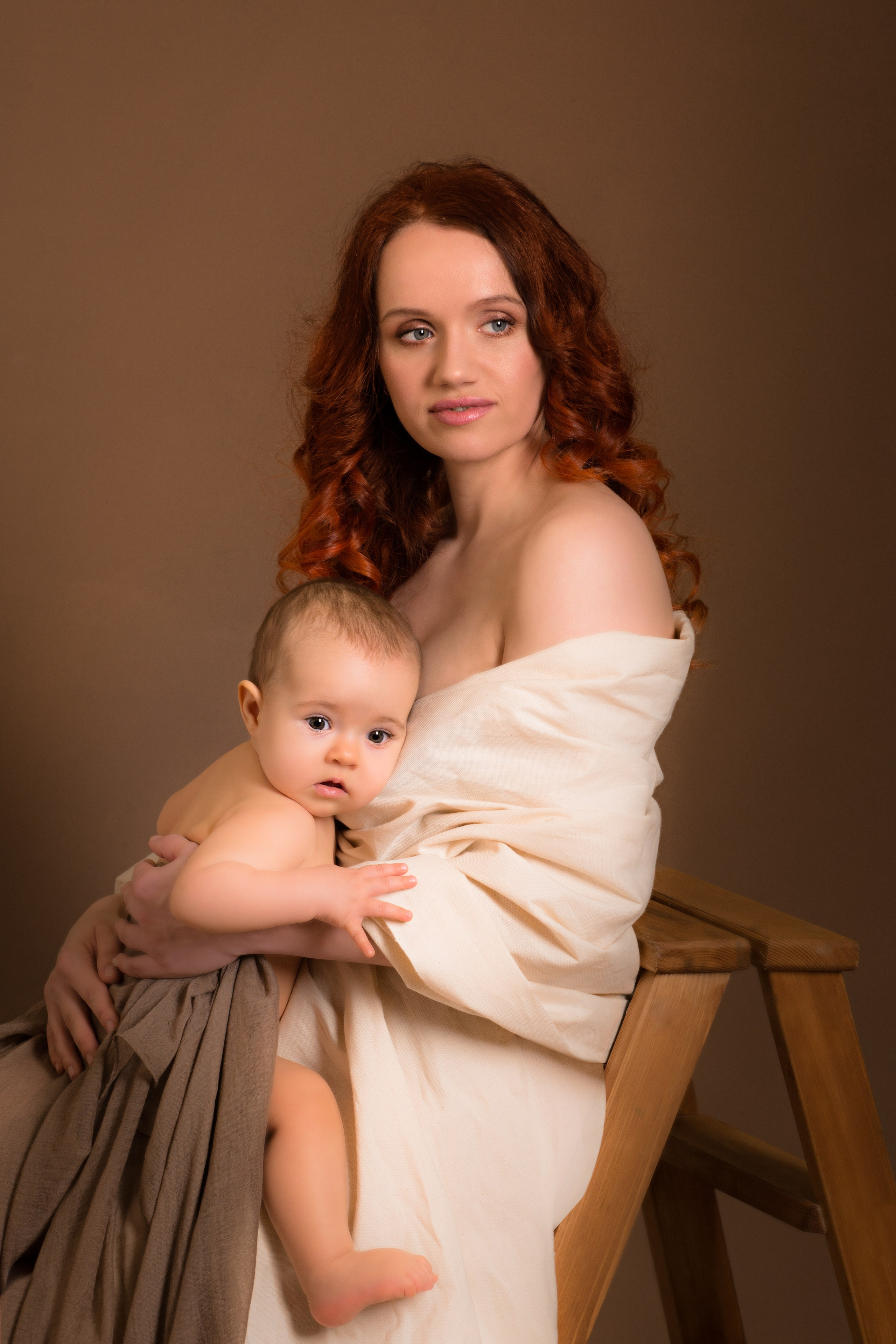 Елена Лонга с малышкой в студии на 15 парковой. Фотосессия беременности — Крылова Натали — Москва