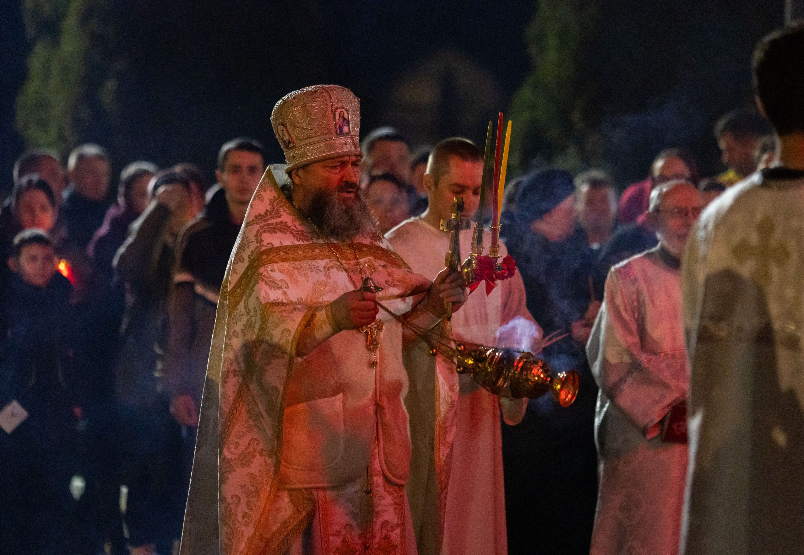 Пасха Воскресенский храм с Ашитково. Семейный и детский фотограф Анна Петракова