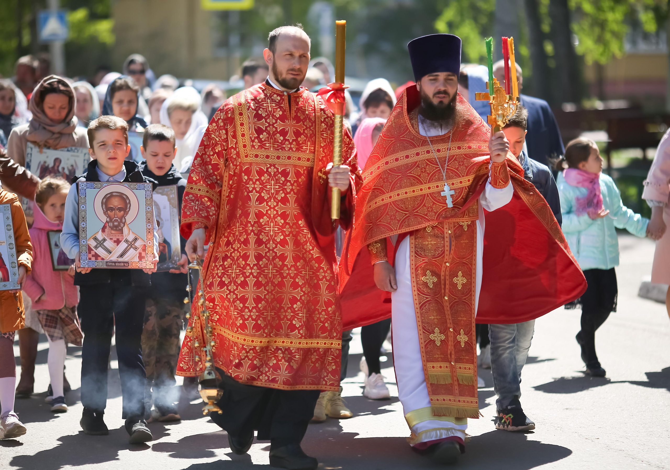 Крестный ход д Островцы. Семейный и детский фотограф Анна Петракова
