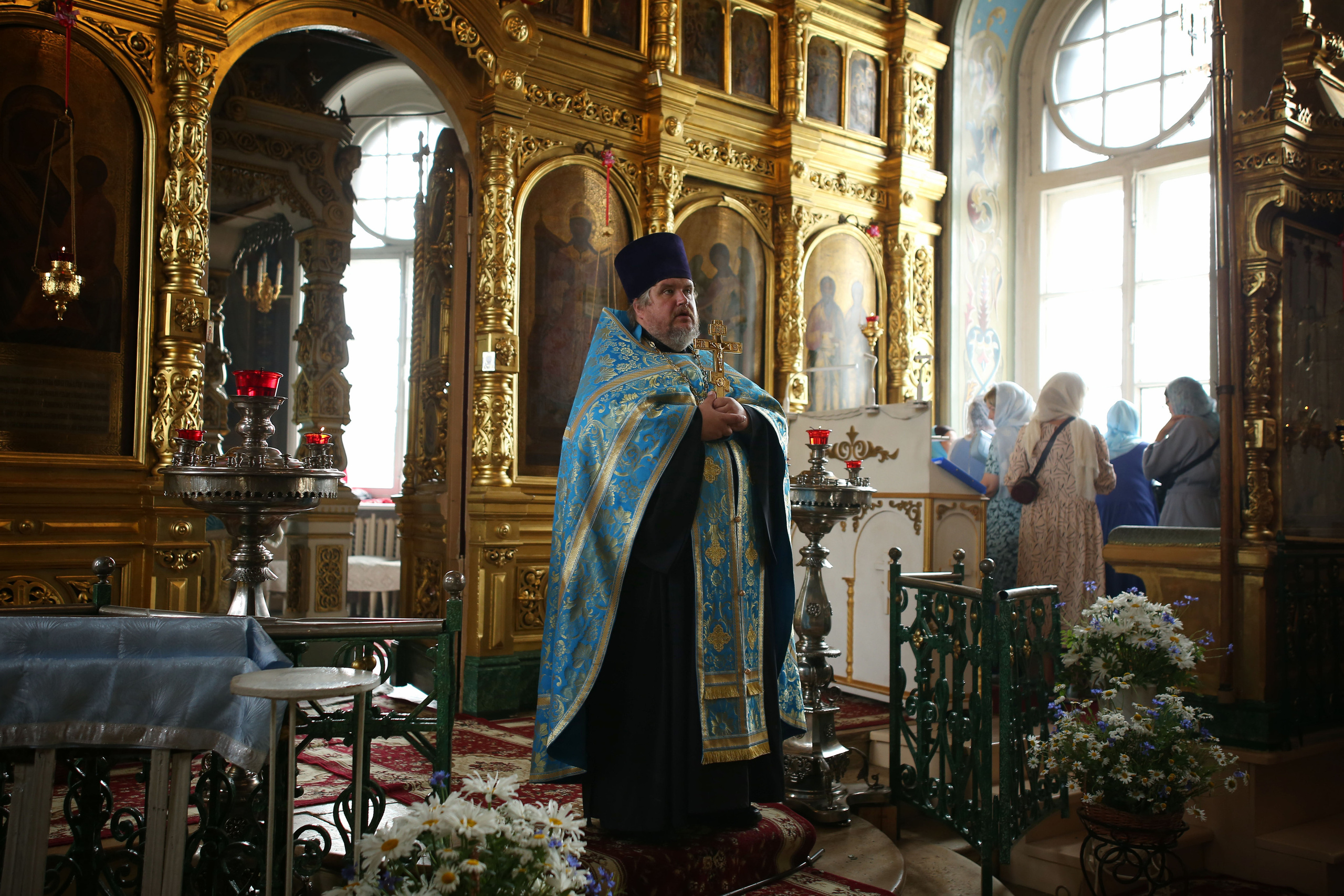 Крестный ход в день памяти Тихвинской иконы Божией Матери. Семейный и детский фотограф Анна Петракова