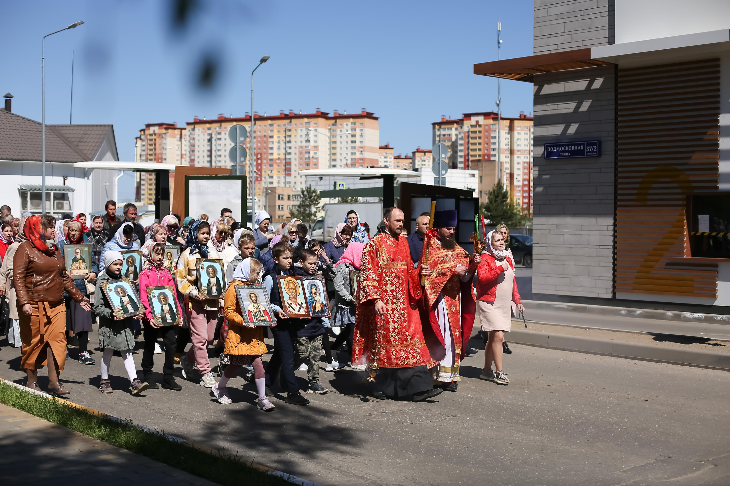 Крестный ход д Островцы. Семейный и детский фотограф Анна Петракова