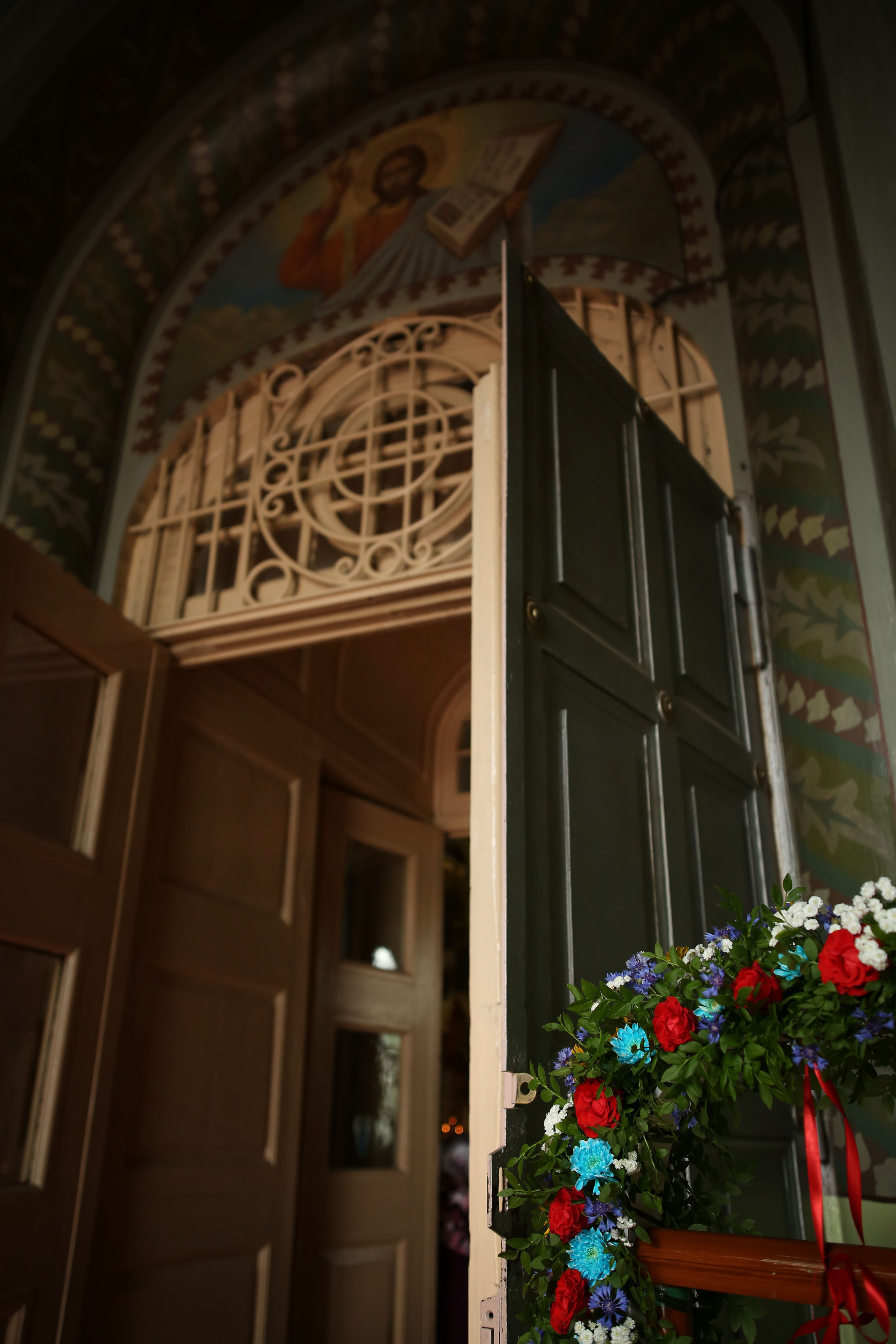 Крестный ход в день памяти Тихвинской иконы Божией Матери. Семейный и детский фотограф Анна Петракова