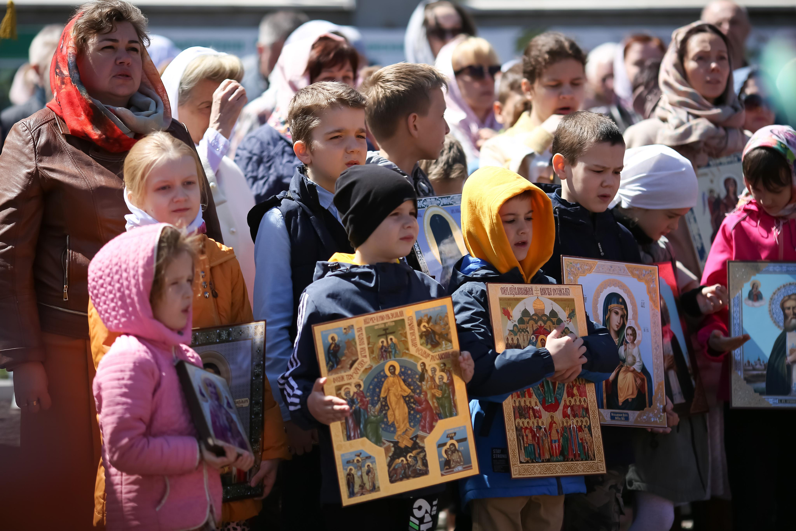 Крестный ход д Островцы. Семейный и детский фотограф Анна Петракова