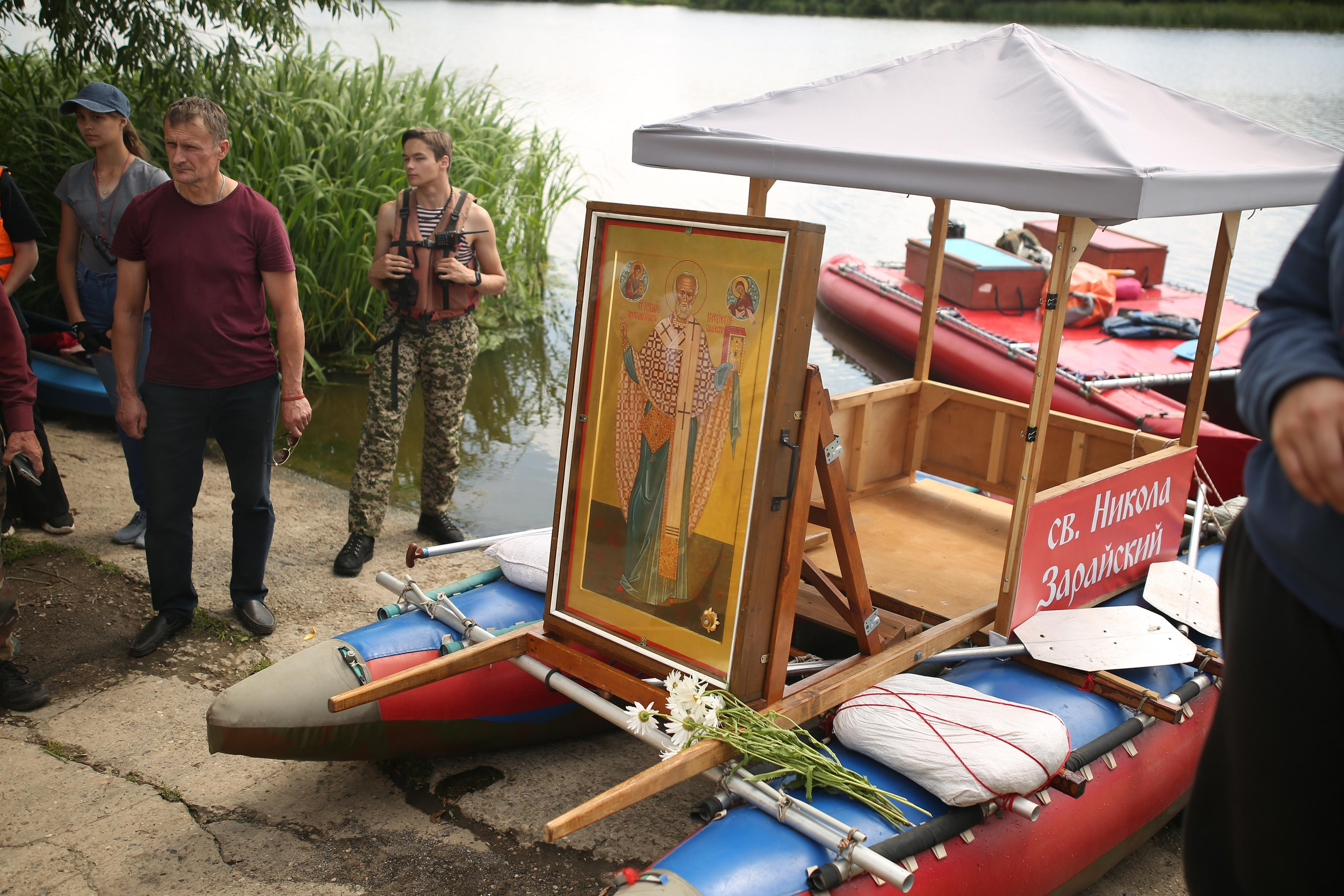 Водный крестный ход «Принесение образа Николы Корсунского в 1225 году». Семейный и детский фотограф Анна Петракова