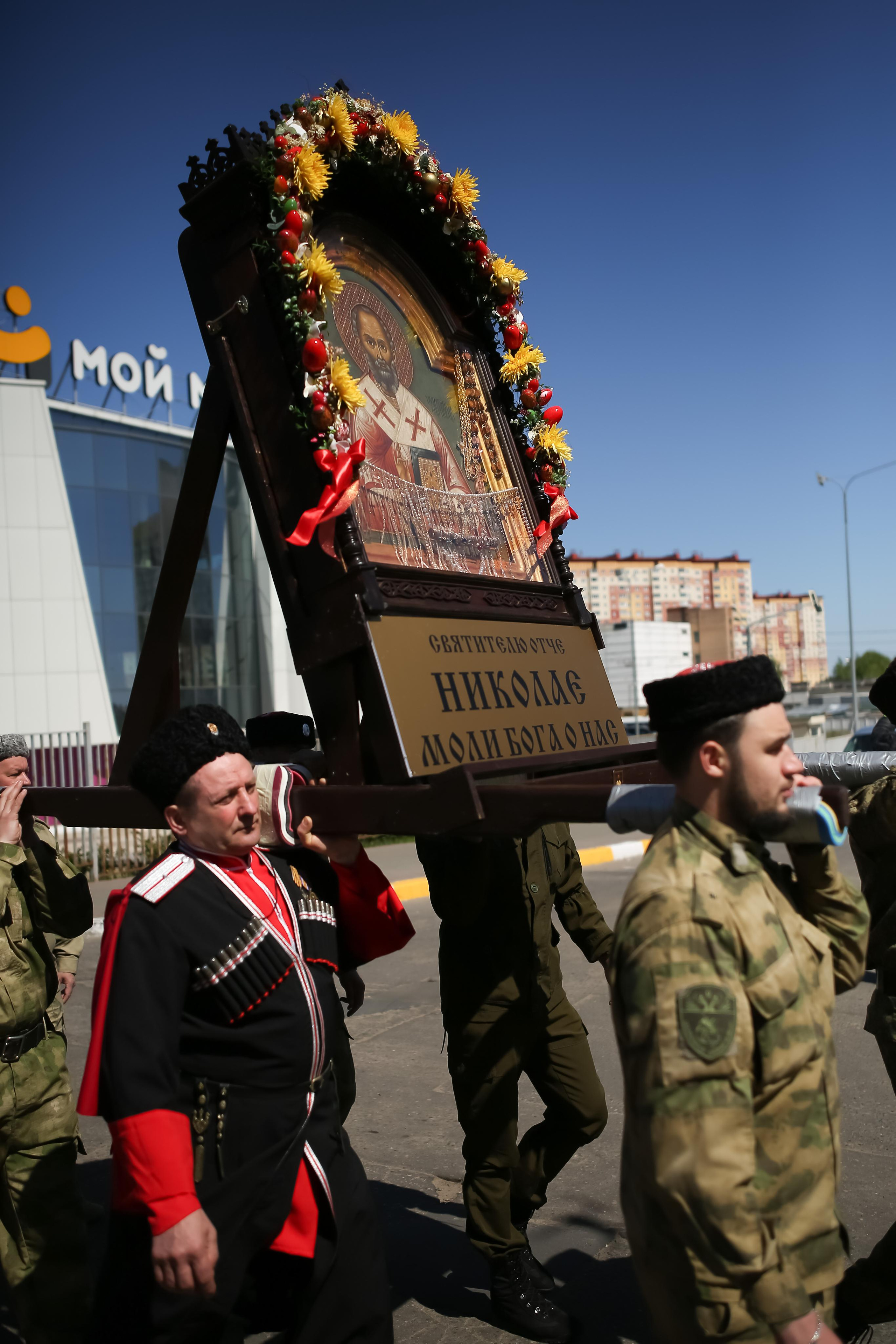 Крестный ход д Островцы. Семейный и детский фотограф Анна Петракова