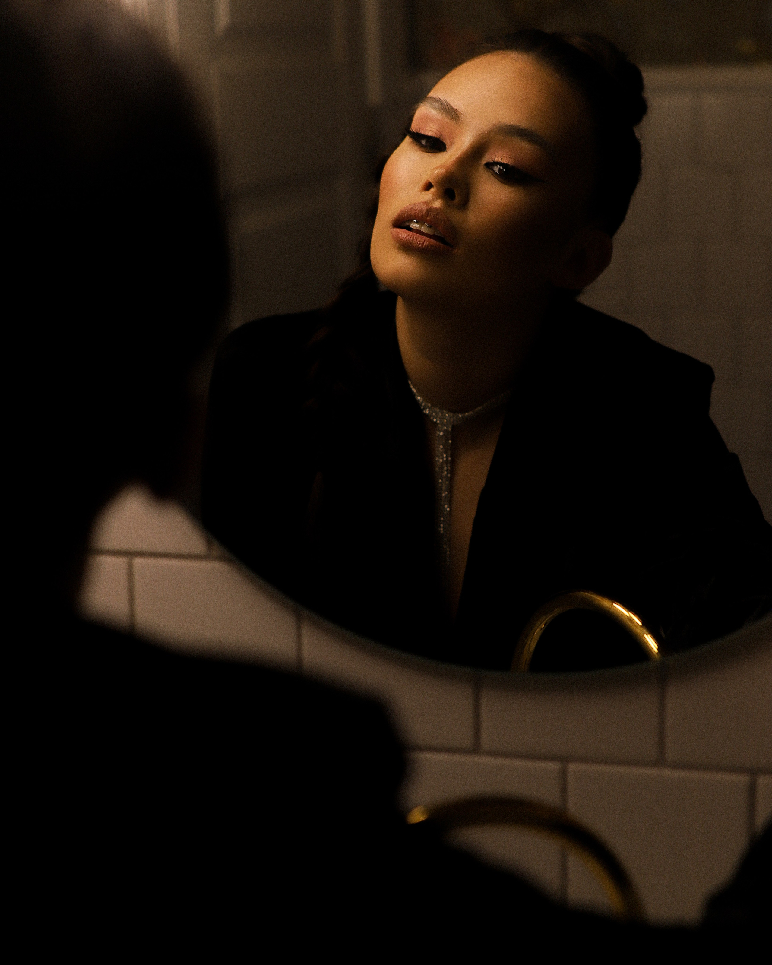 Надя, съемка в кофейне