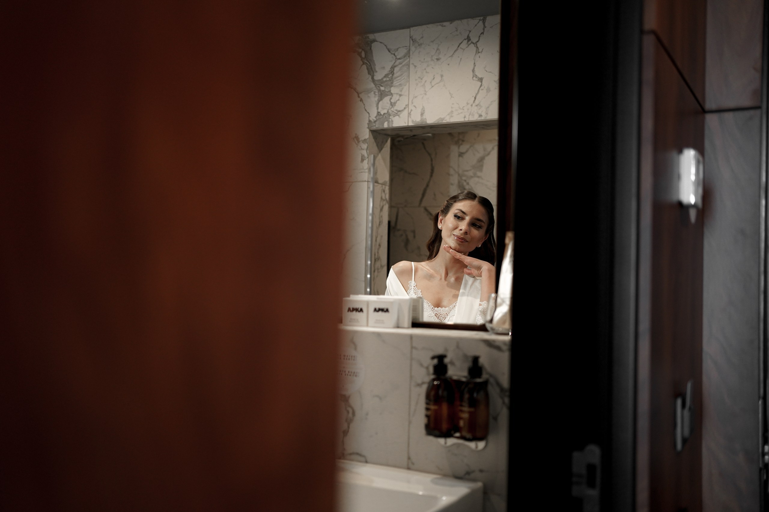 Виктория и Тарон в отеле Арка. Свадебный фотограф Ростов-на-Дону. Свадебный фотограф в Ростове-на-Дону. Таинство Крещения и Венчания, семейные фотосессии. Алёна Чёботова