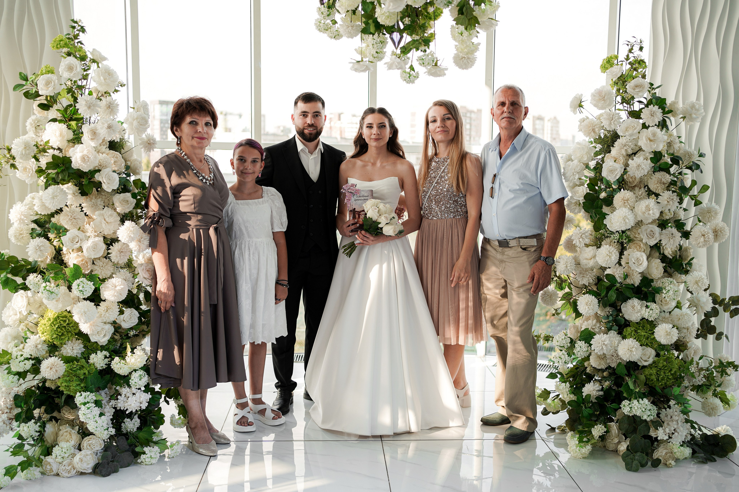 Банкет в ресторане «Европа». Свадебный фотограф в Ростове-на-Дону. Таинство Крещения и Венчания, семейные фотосессии. Алёна Чёботова