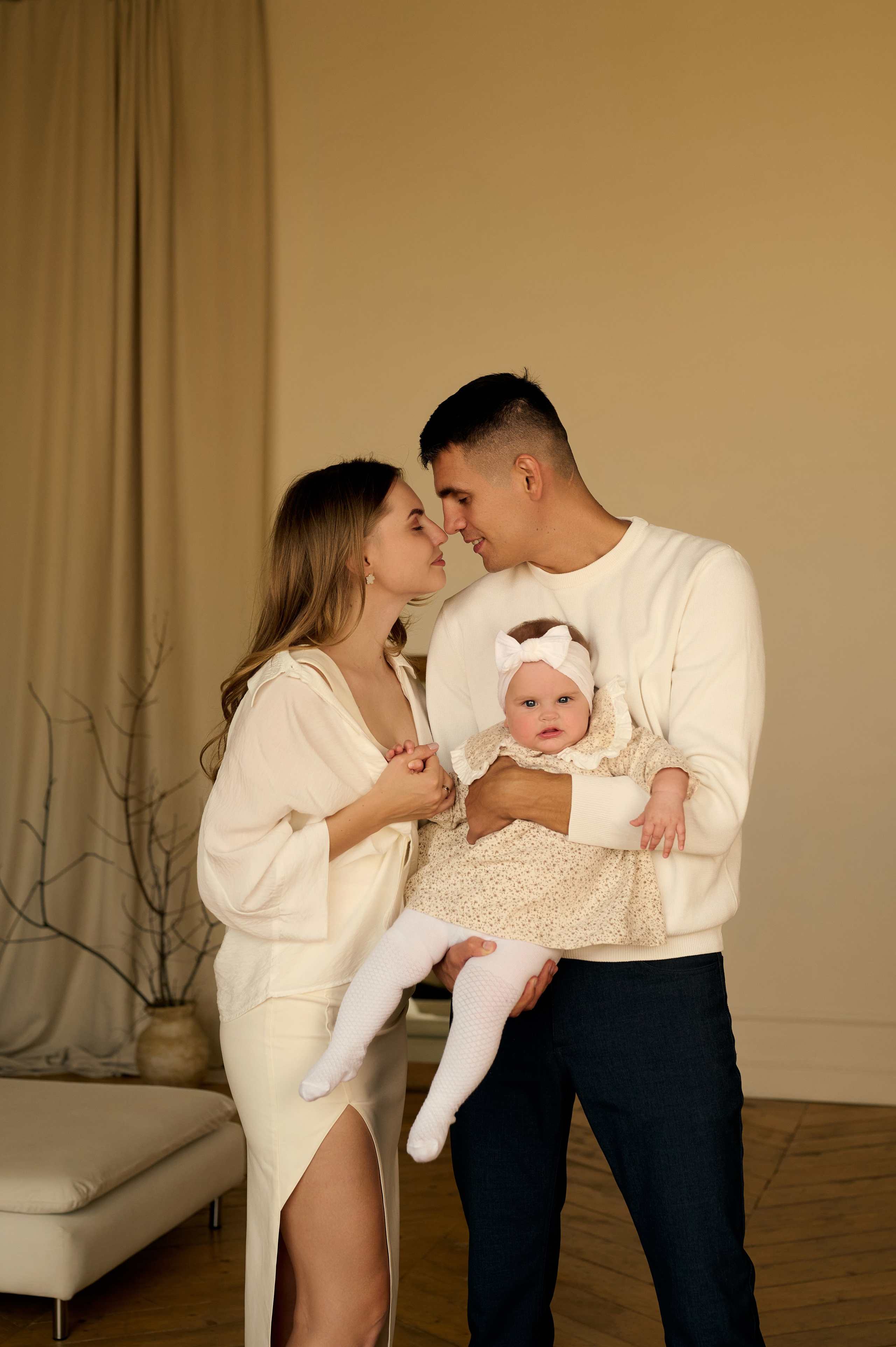 Анечка и Стас с Алиночкой. Фотограф в Краснодаре Скубицкая Альбина