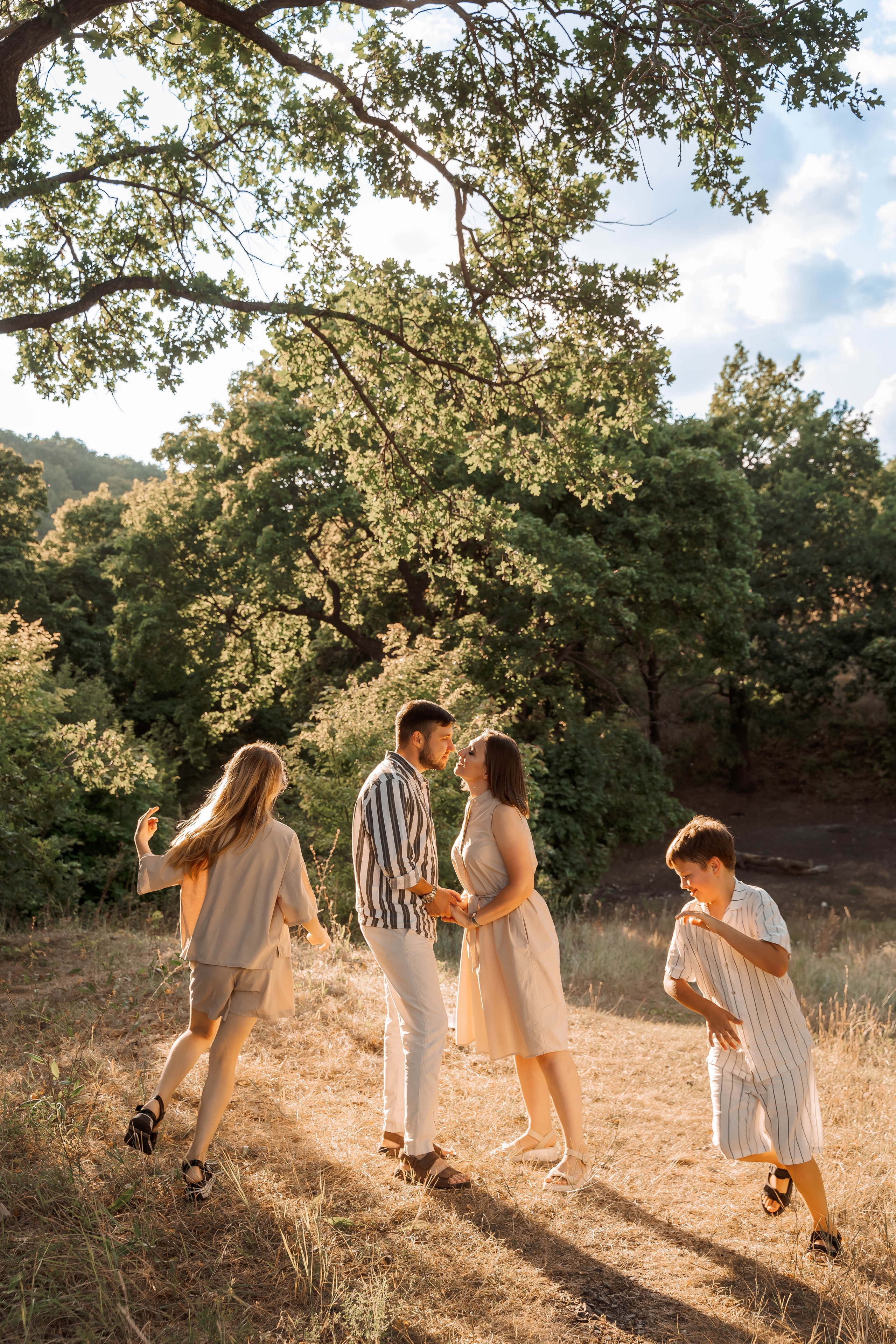 Семья Екатерины. Локация — Смирновское ущелье. Семейный фотограф в Саратове