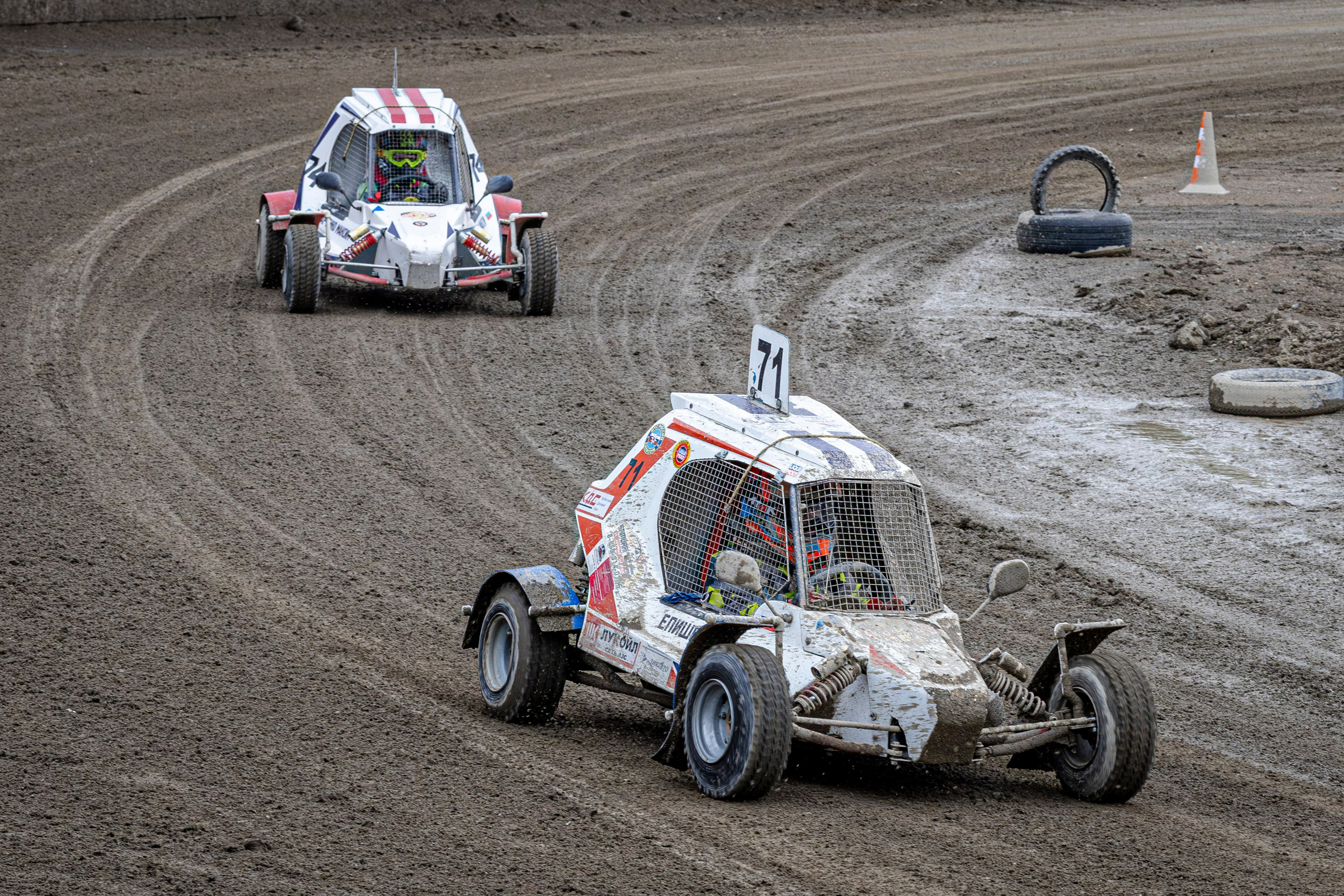 Автогонки на гаревой дорожке. Bertran Ordo