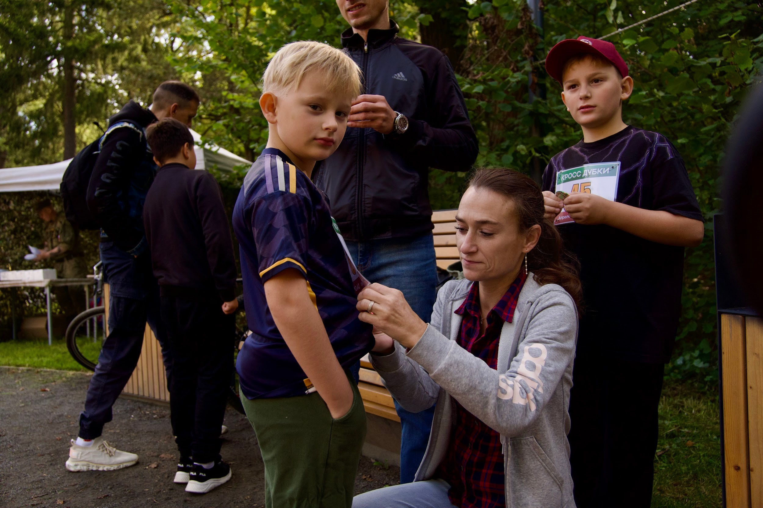 Забег в парке «Дубки». Кафе «БЕЛКА НАШЕПТАЛА». Ну оооочень концептуальное кафе