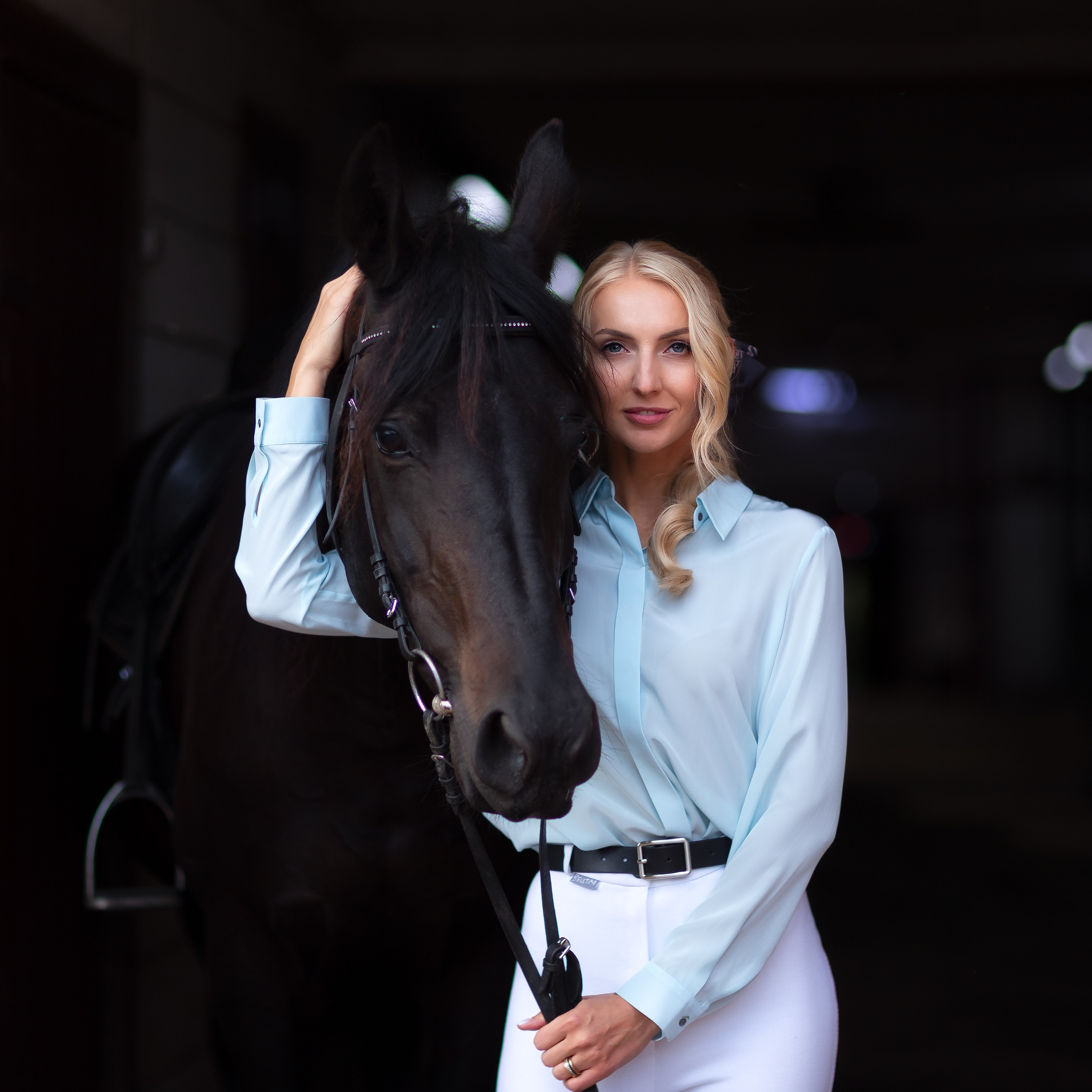 Подарочные сертификаты на фотосессию с лошадью от Светланы Кутейниковой. Фотосессии с лошадьми в Москве от Конный фотографа Кутейниковой Светланы