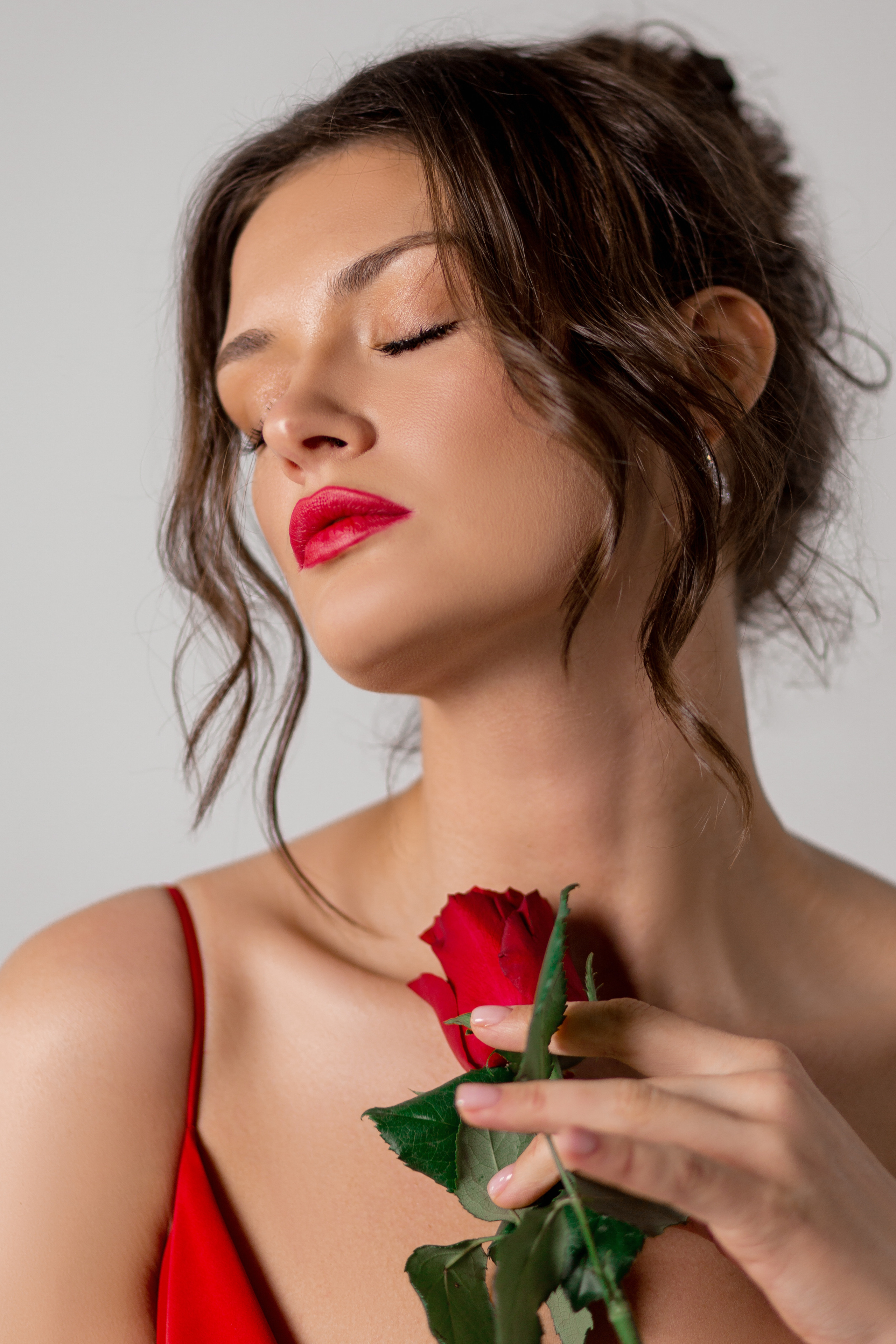 Фотосессия в красном платье. Brand и контент фотограф