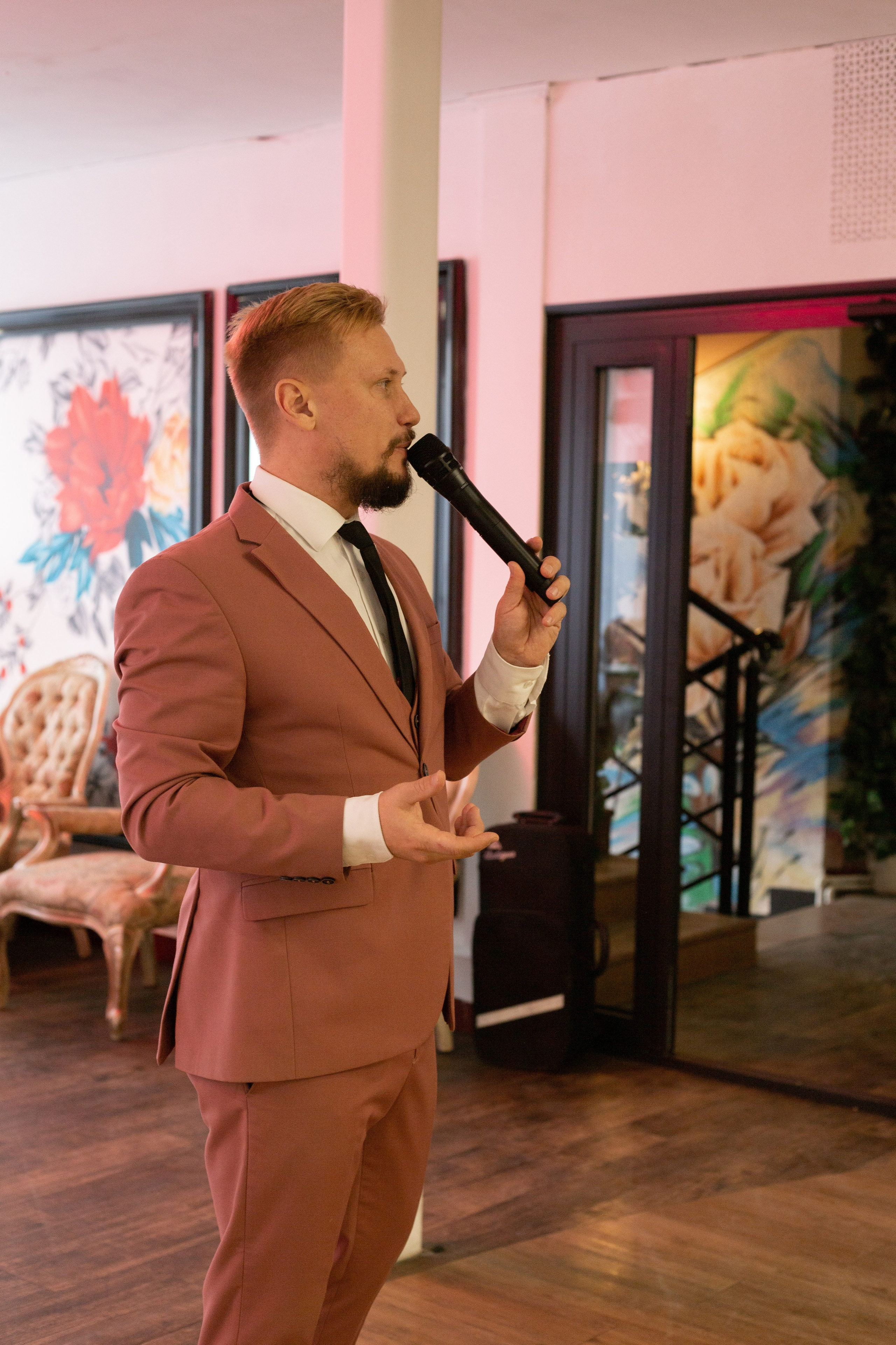 Артем & Влада. Свадебный и контент фотограф в Новосибирске Еремин Александр