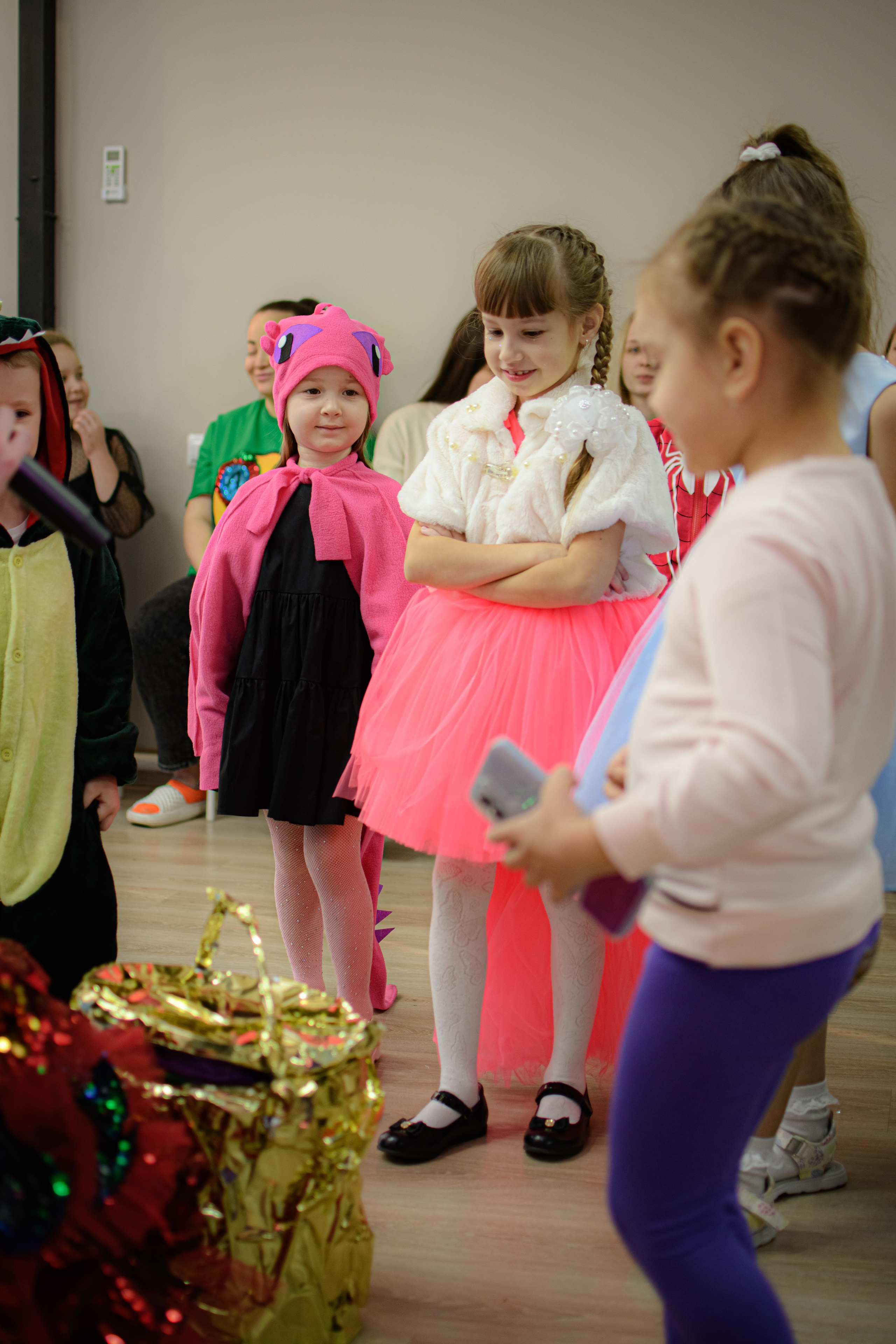 HAPPY NEW YEAR. Photokarish