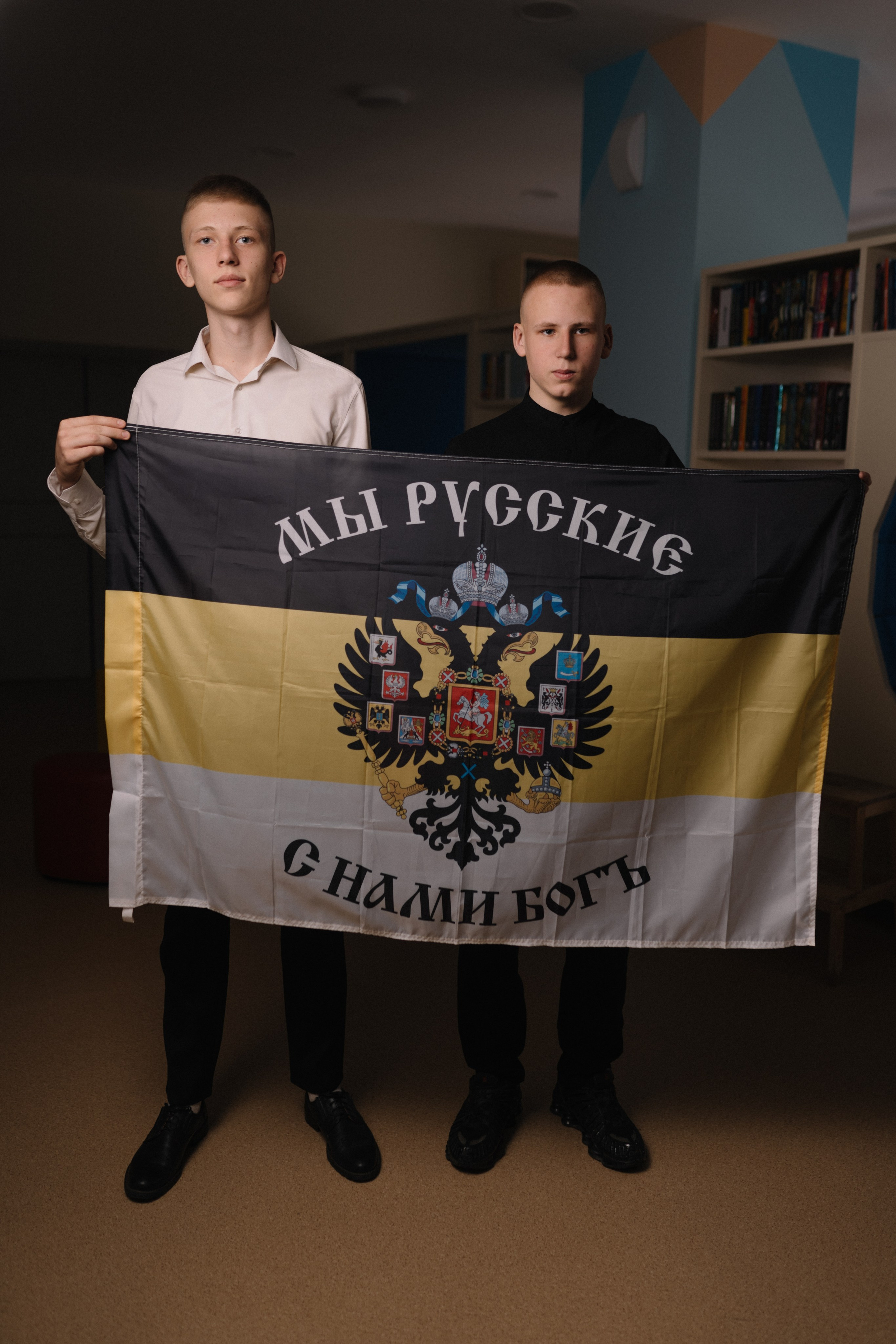 9 класс 1 школа. Фотограф Торопец Кристина Абрамова Kanwellia photography