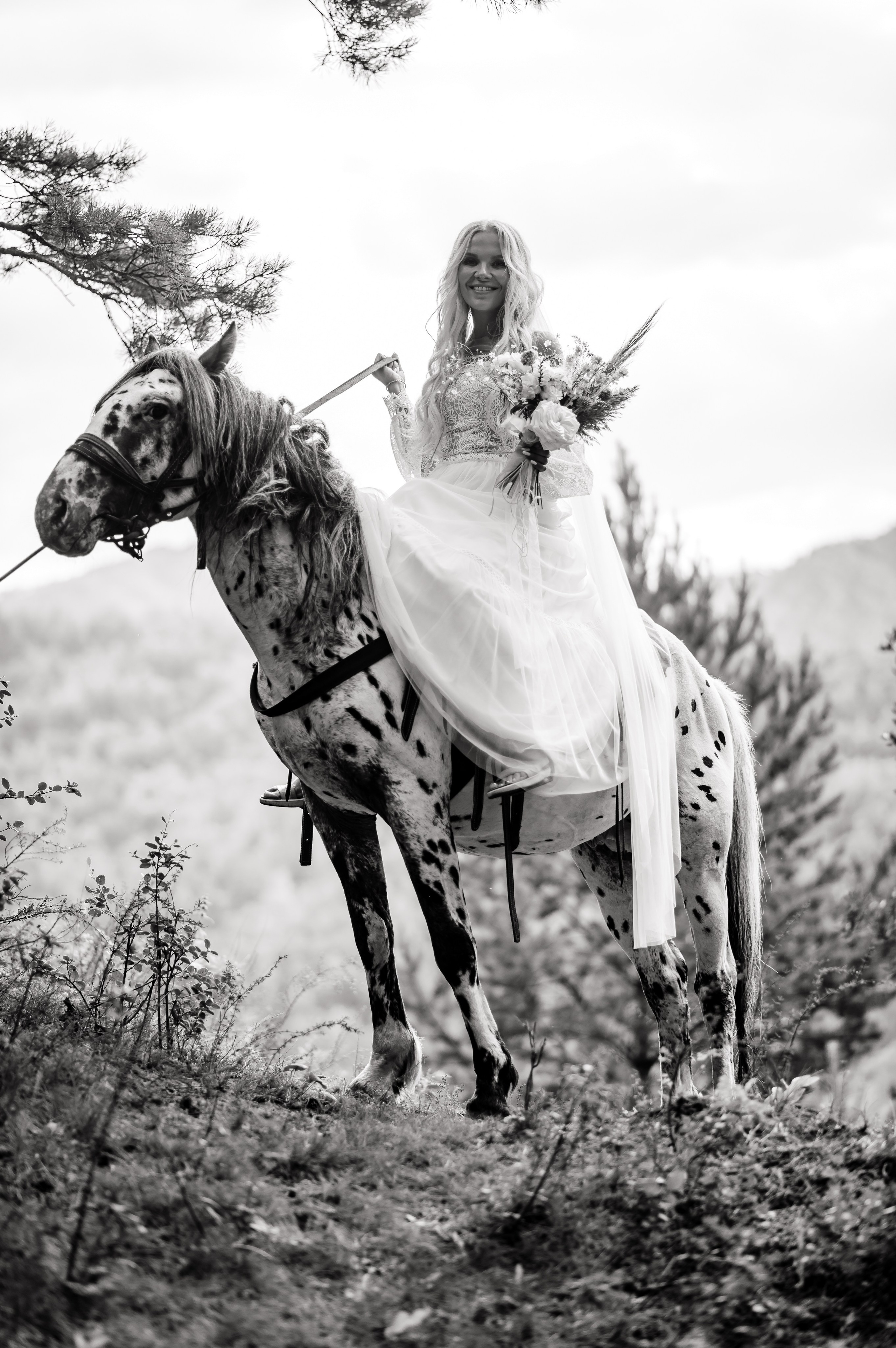 Паша и Даша. Свадебная  съемка на Алтае